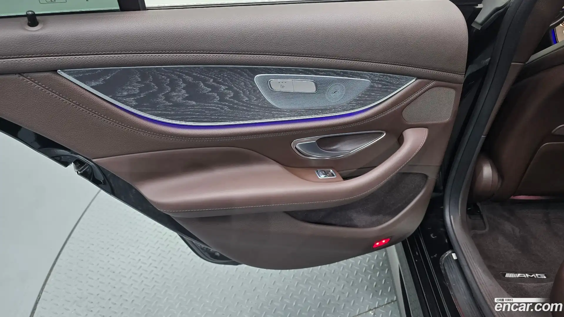 CLS-Class Mercedes-Benz 2021.3-INNER-035