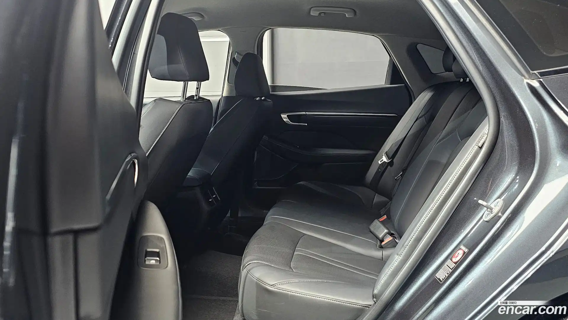 Sonata Hyundai 2022.8-OPTION-016