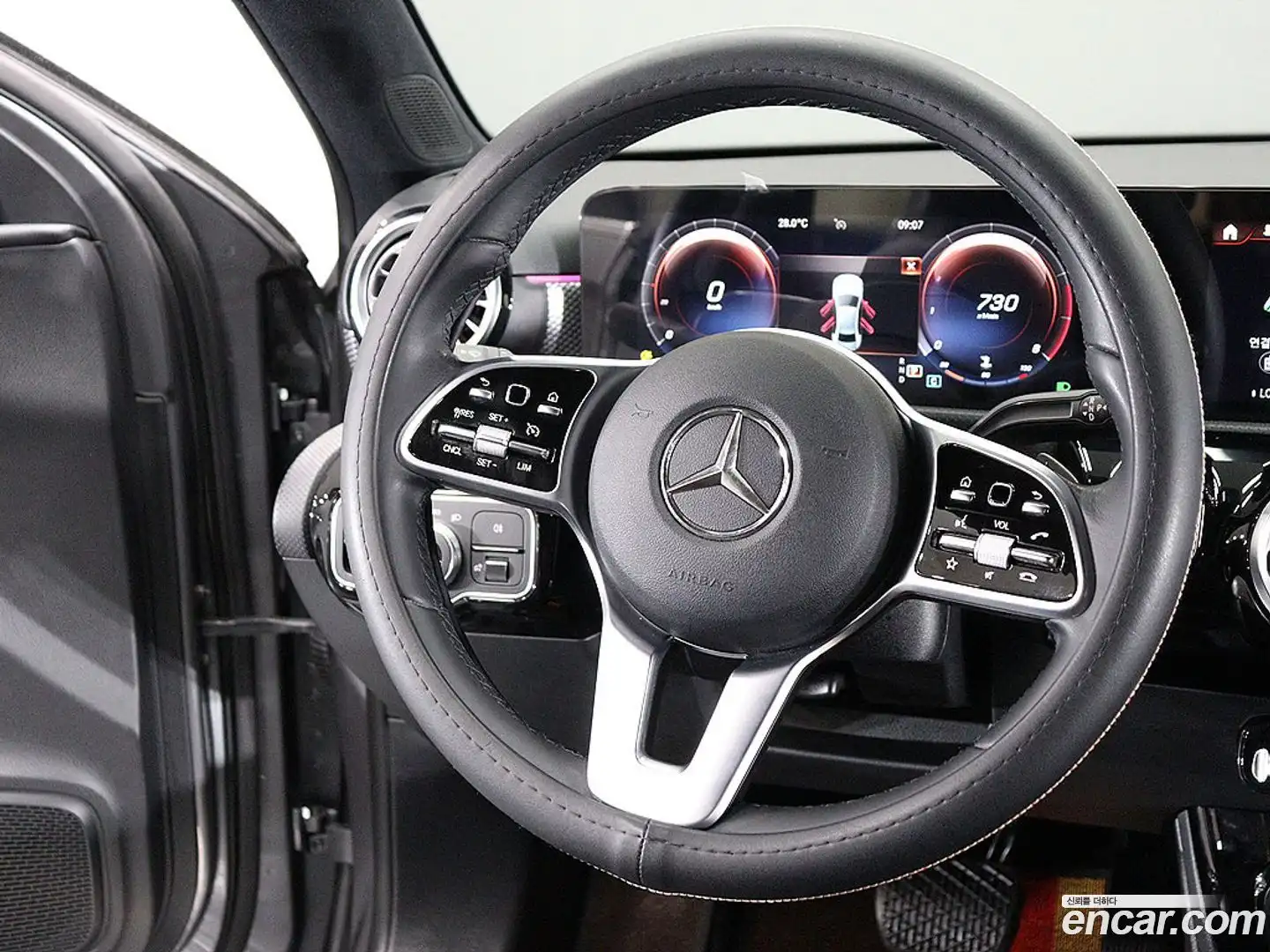 A-Class Mercedes-Benz 2021.0-OPTION-019