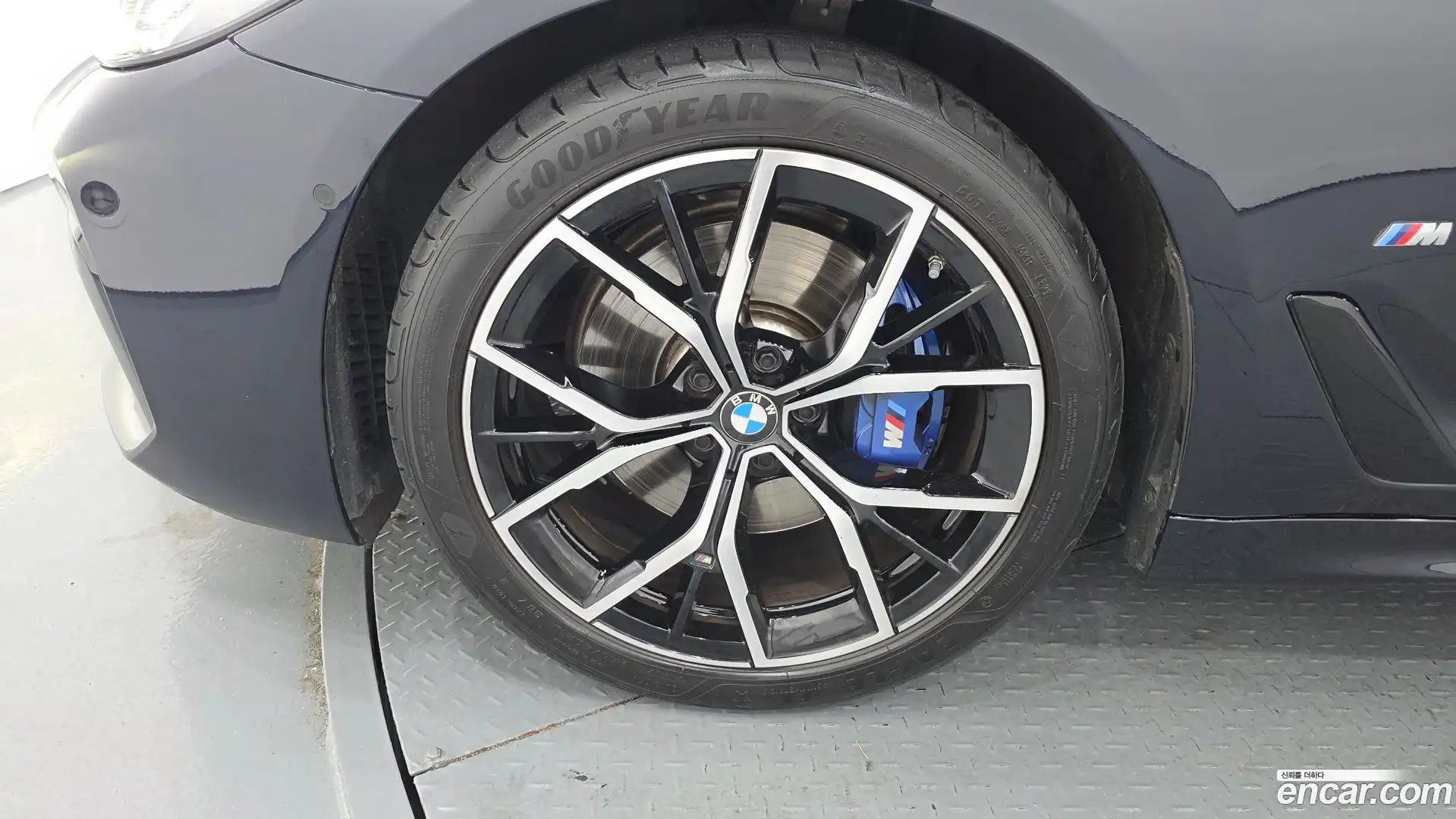 5-Series BMW 2023.6-OUTER-005