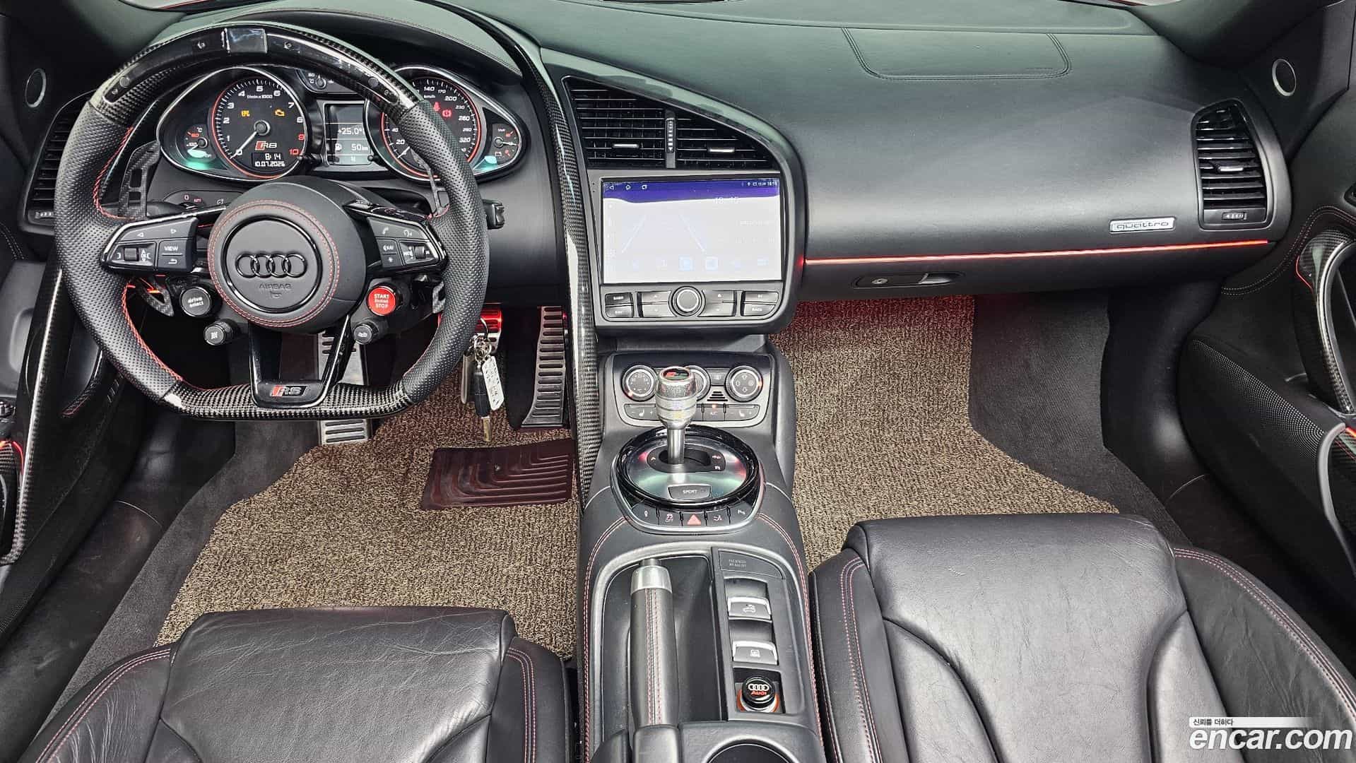 R8 Audi 2013.5-INNER-007