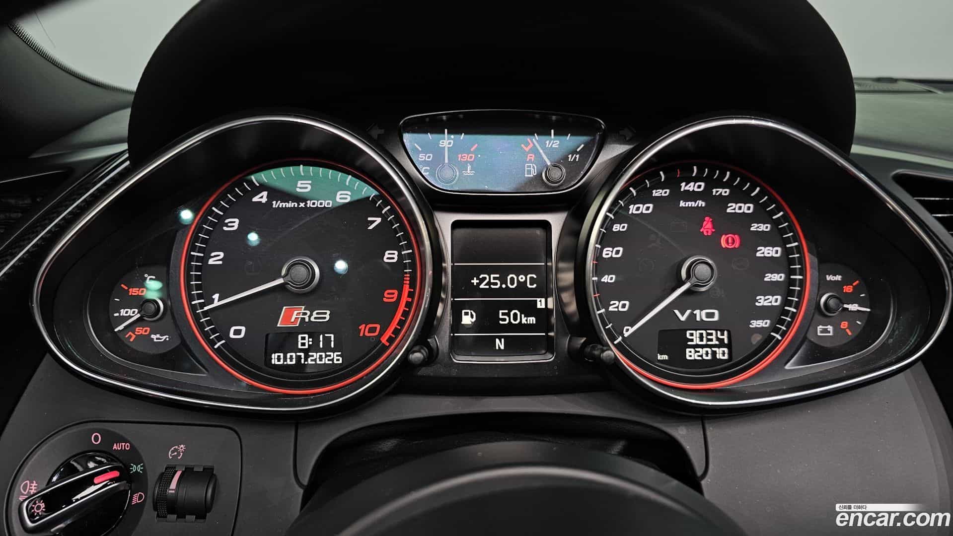R8 Audi 2013.5-INNER-008