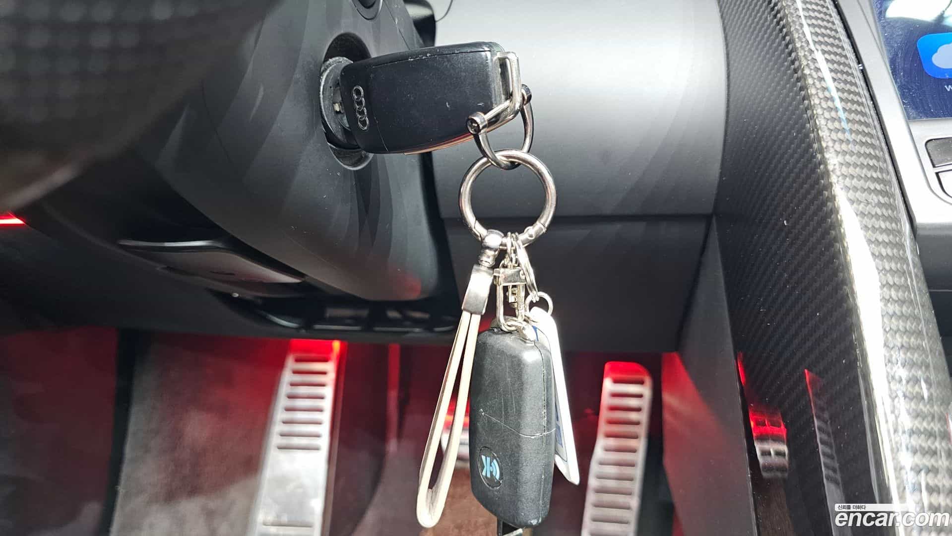 R8 Audi 2013.5-OPTION-021
