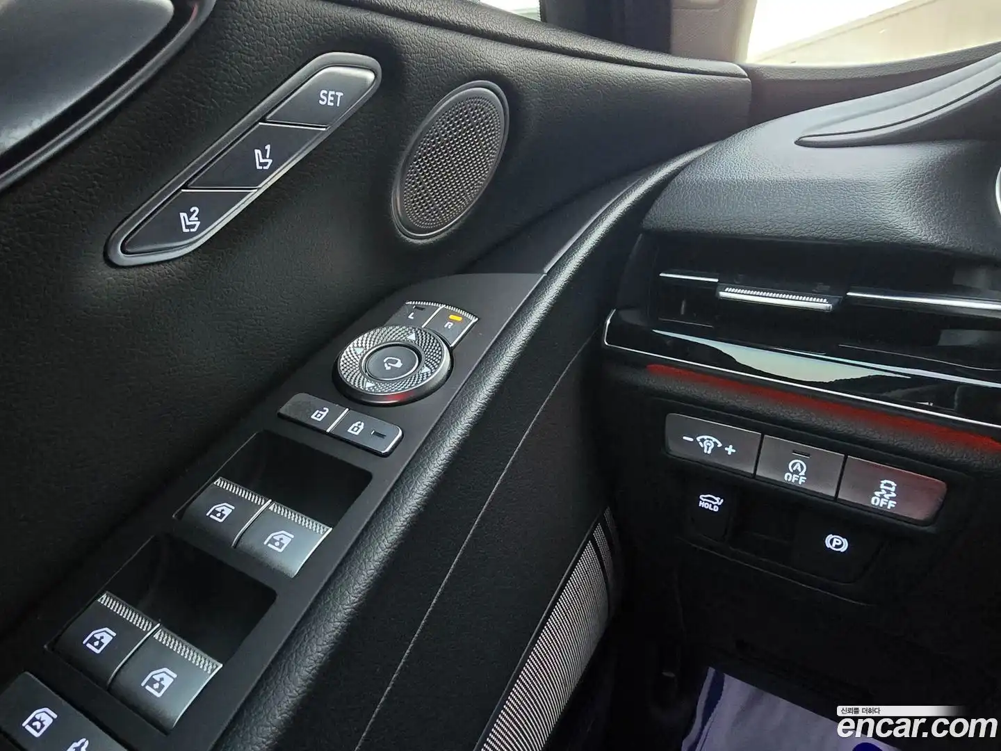 G80 Genesis 2023.7-INNER-010