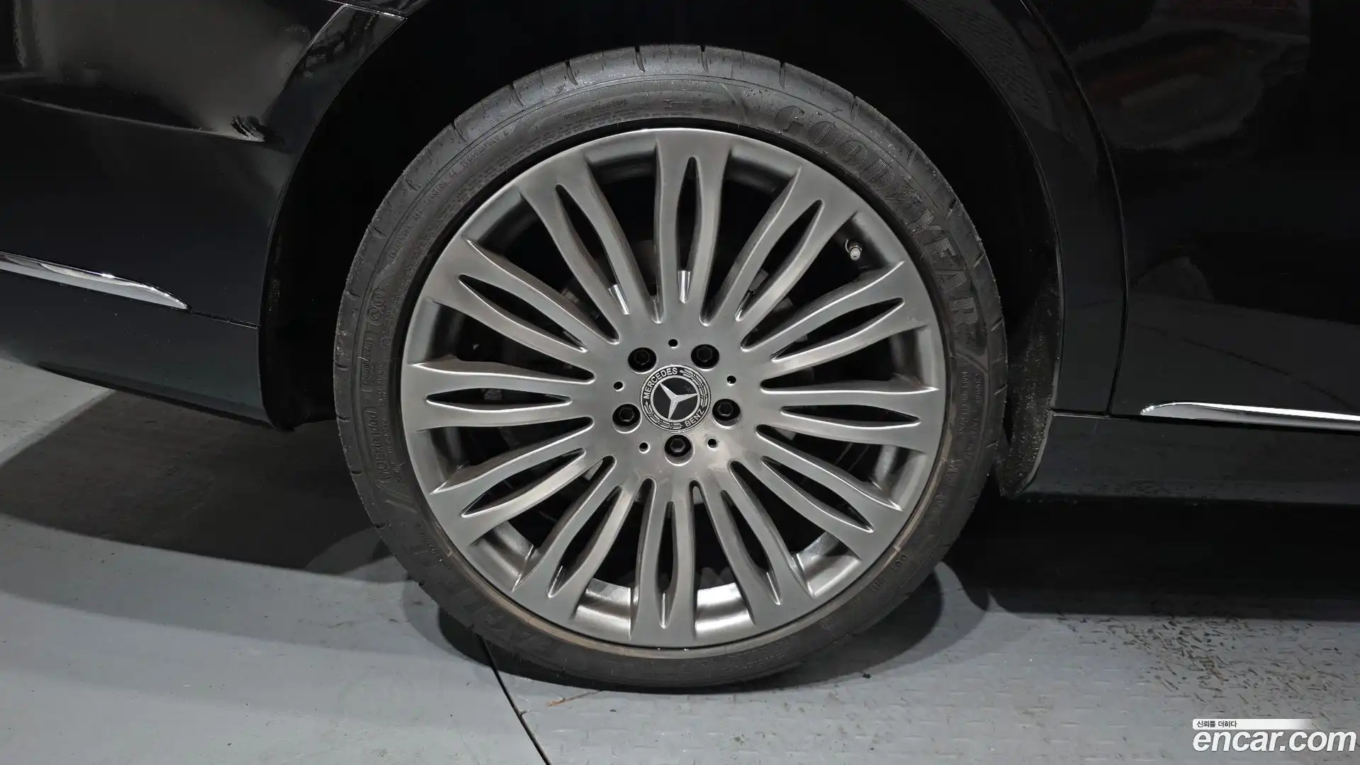 S-Class Mercedes-Benz 2017.9-OUTER-005