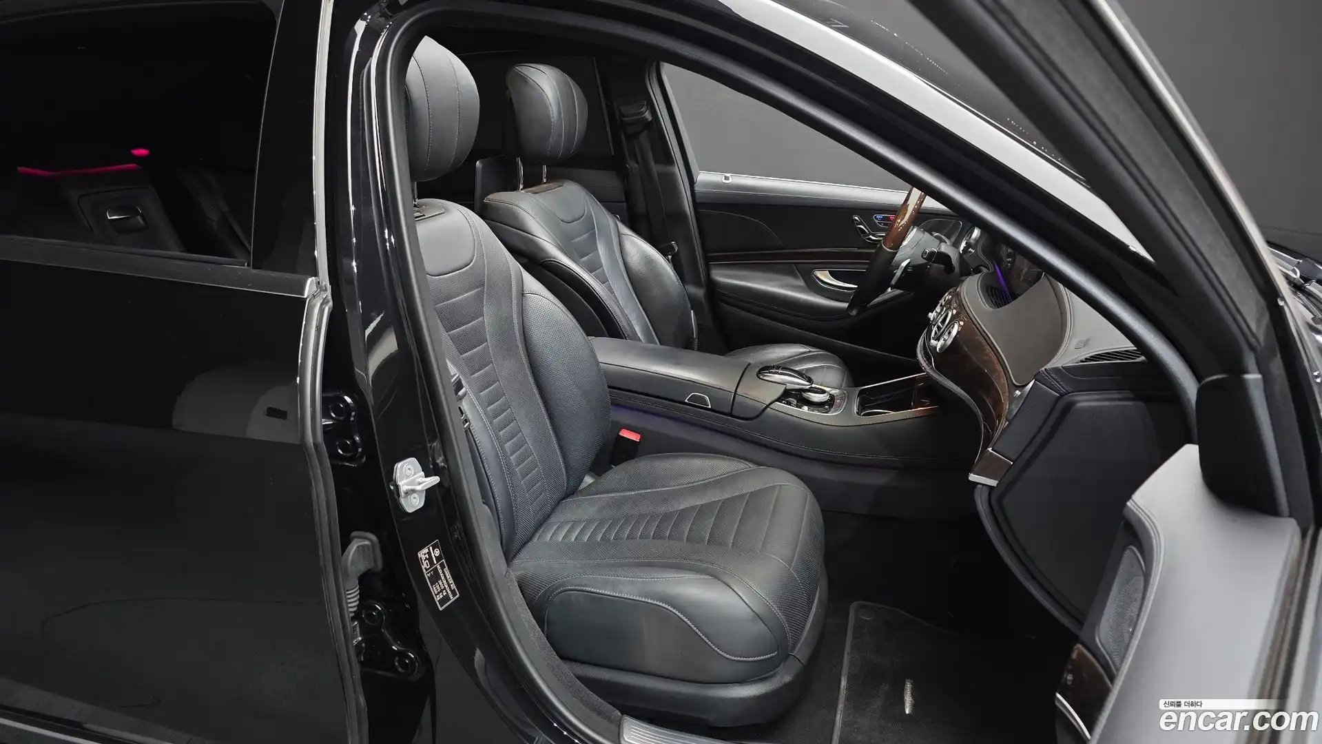 S-Class Mercedes-Benz 2017.9-INNER-036