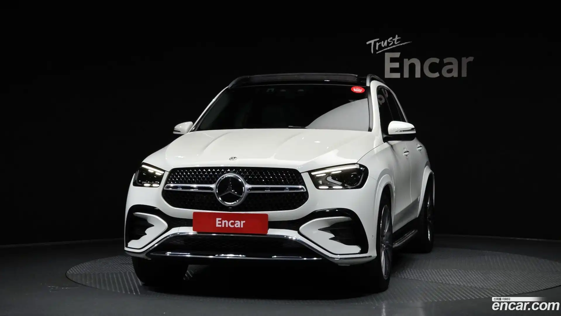 GLE-Class Mercedes-Benz 2023.11-OUTER-003