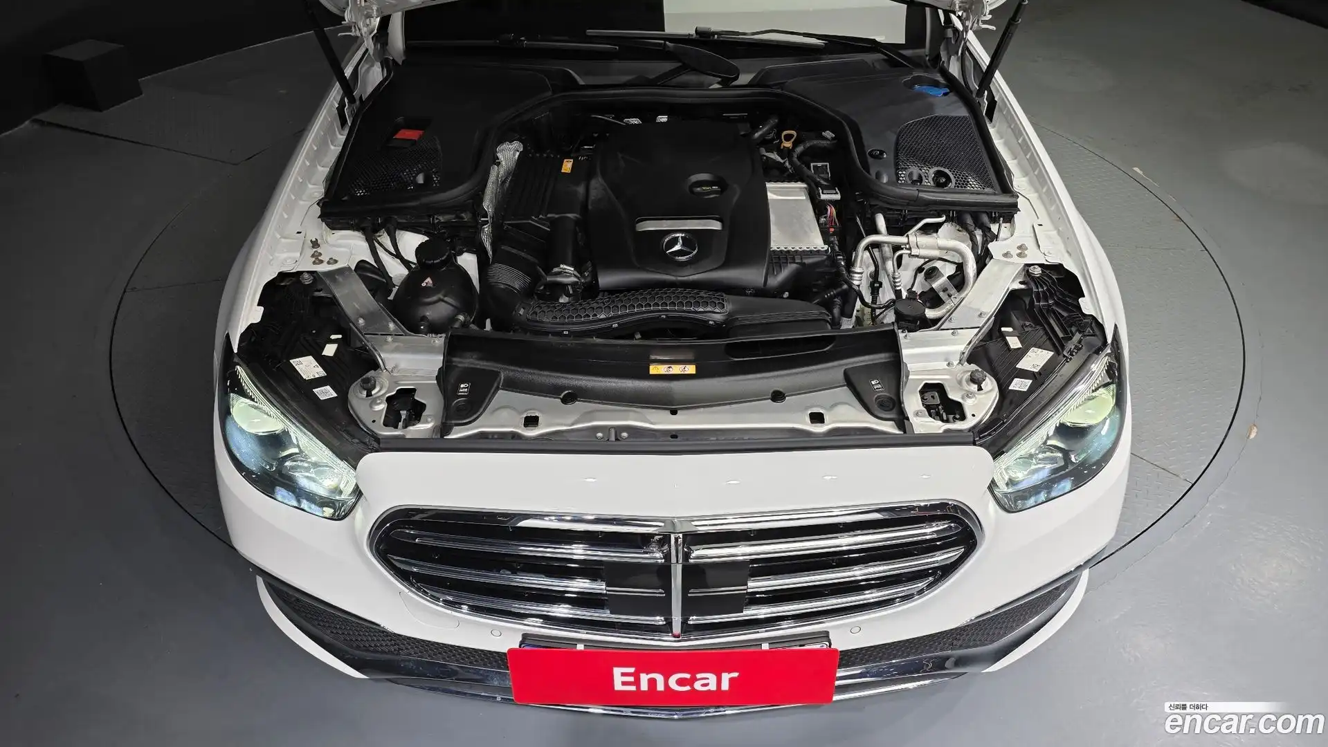 E-Class Mercedes-Benz 2022.0-OUTER-006