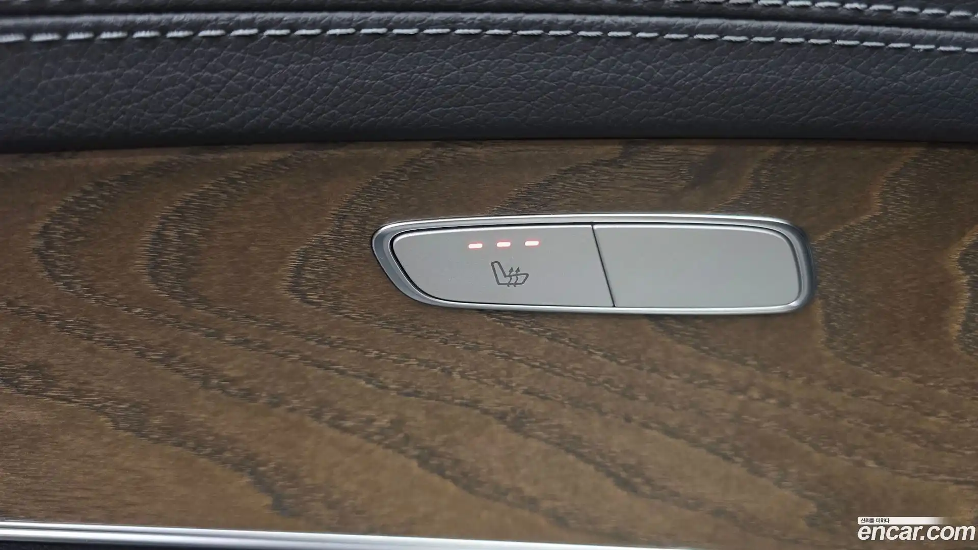 E-Class Mercedes-Benz 2022.0-OPTION-043