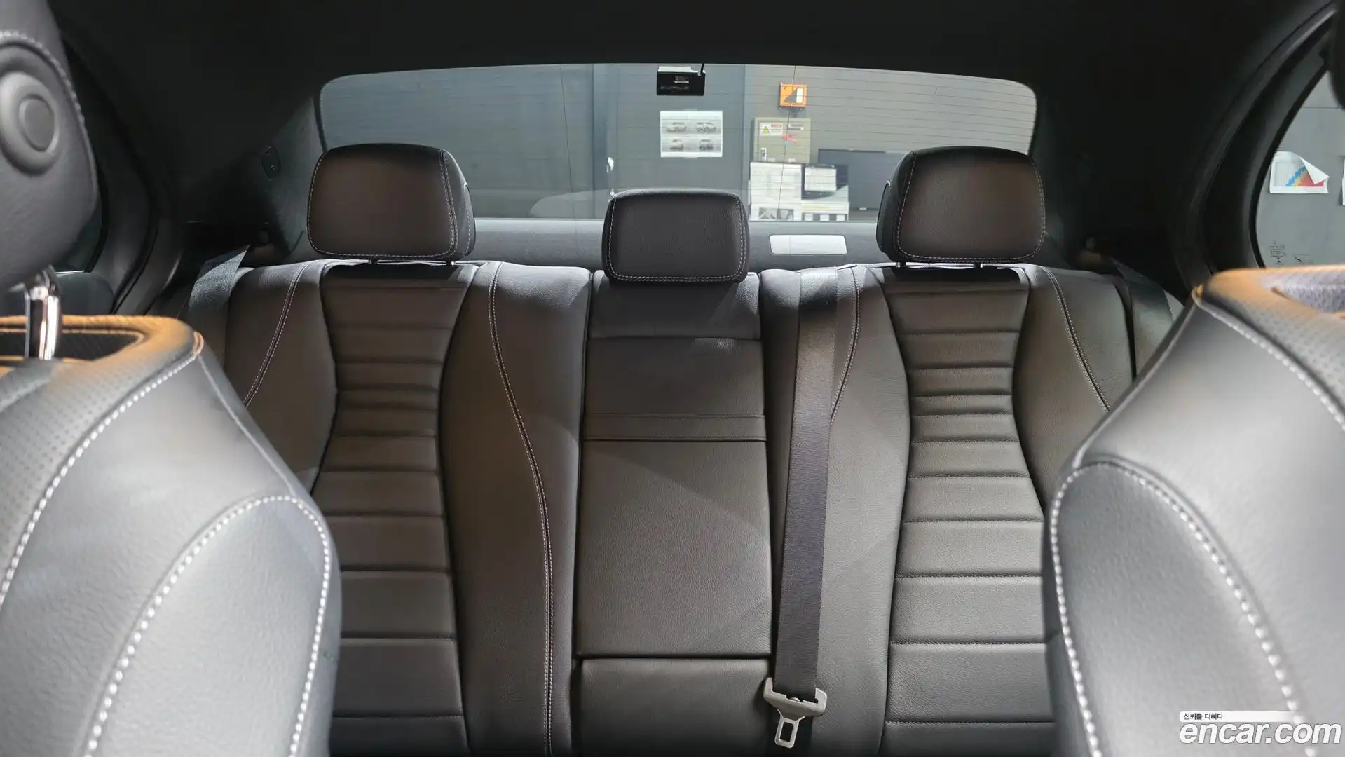 E-Class Mercedes-Benz 2022.0-OPTION-046