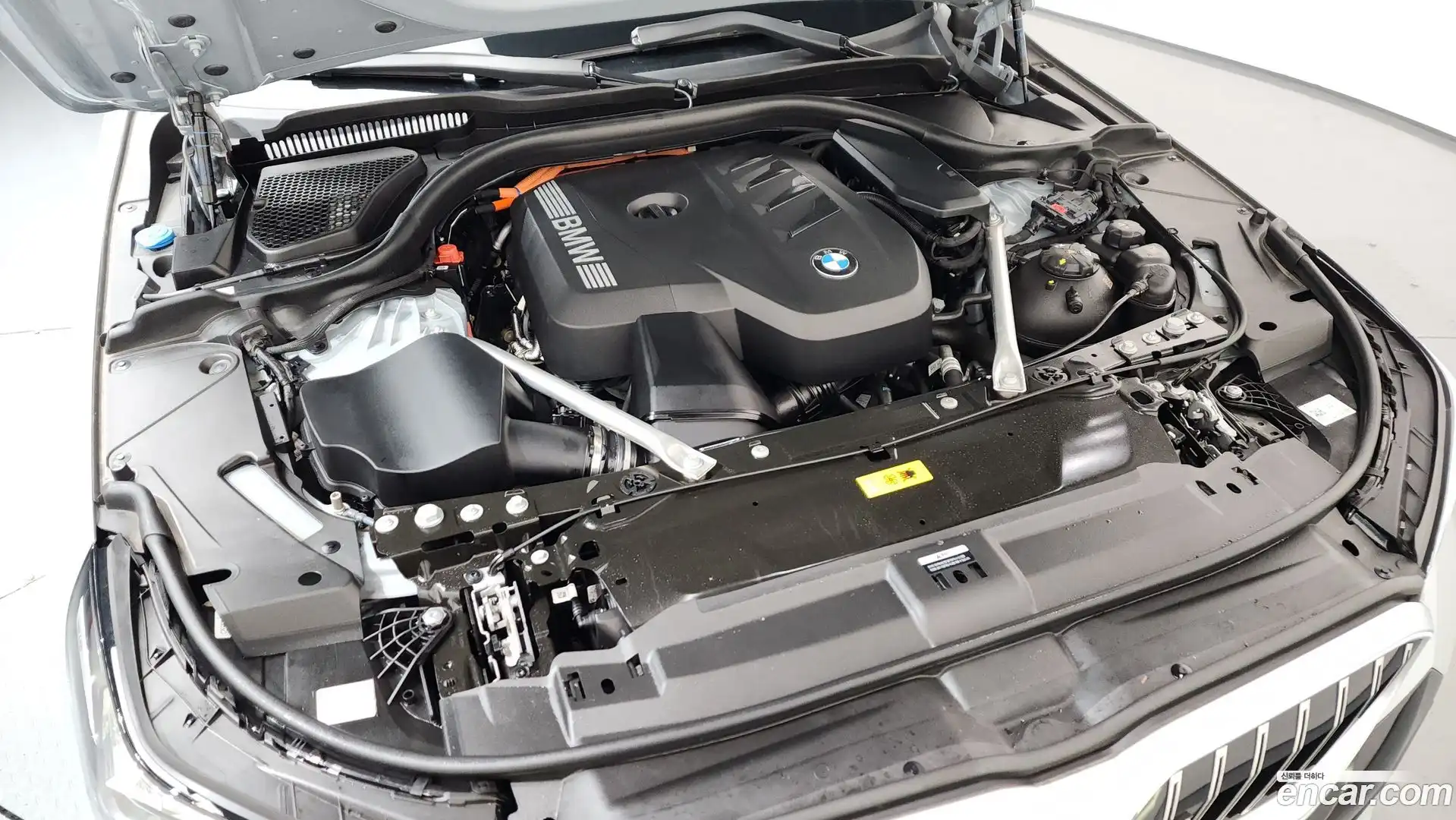 5-Series BMW 2025.5-OUTER-006