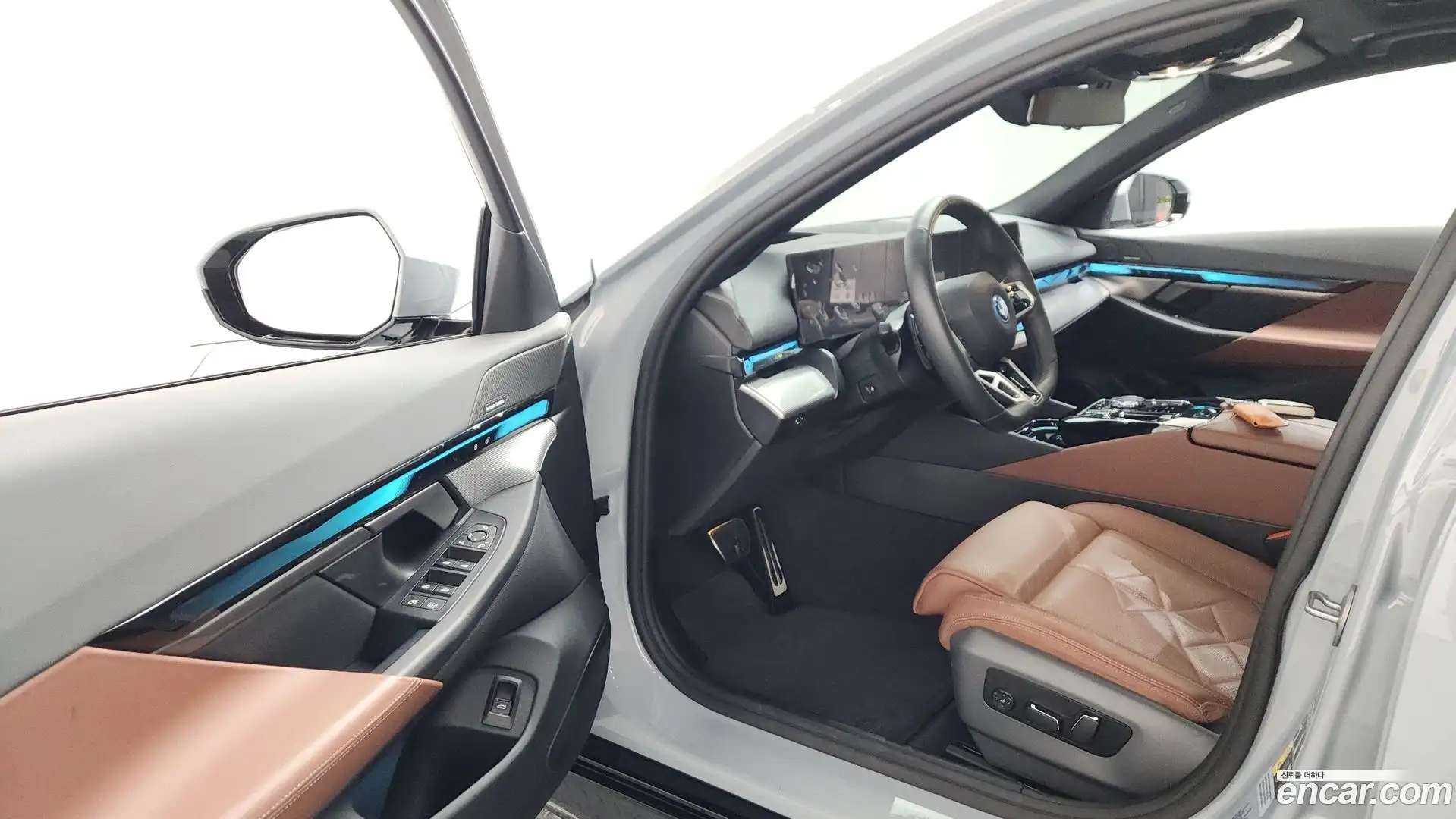 5-Series BMW 2025.5-INNER-010