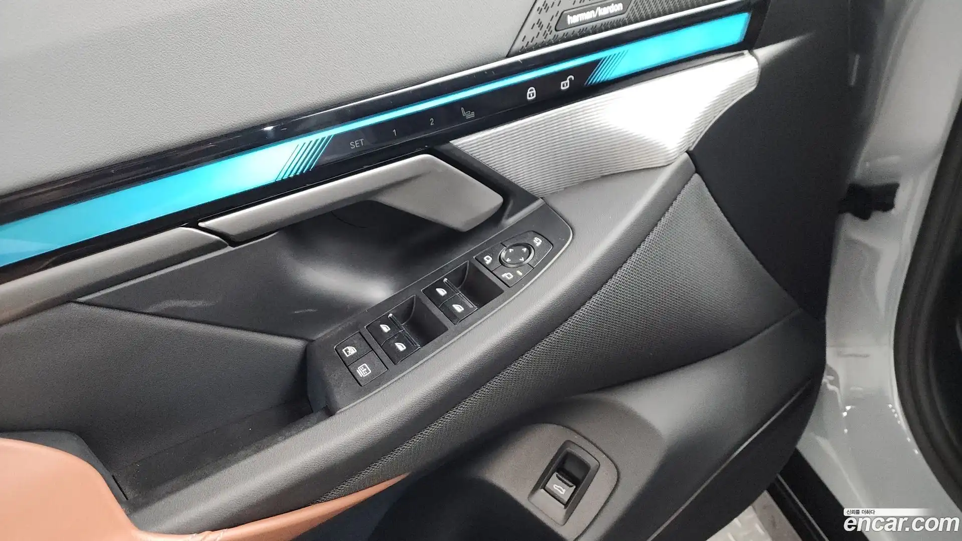 5-Series BMW 2025.5-OPTION-052