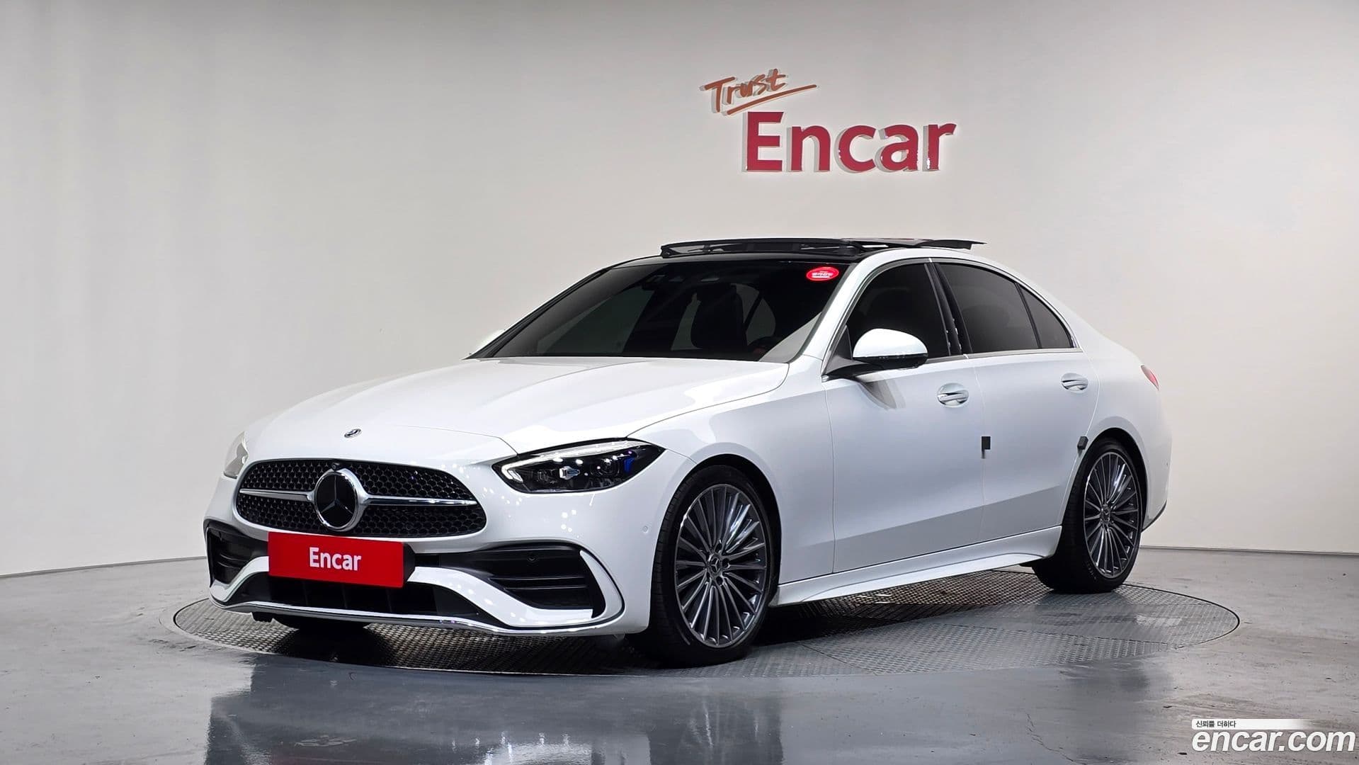Main__Slider__Photo:C-Class Mercedes-Benz 2023.0-0