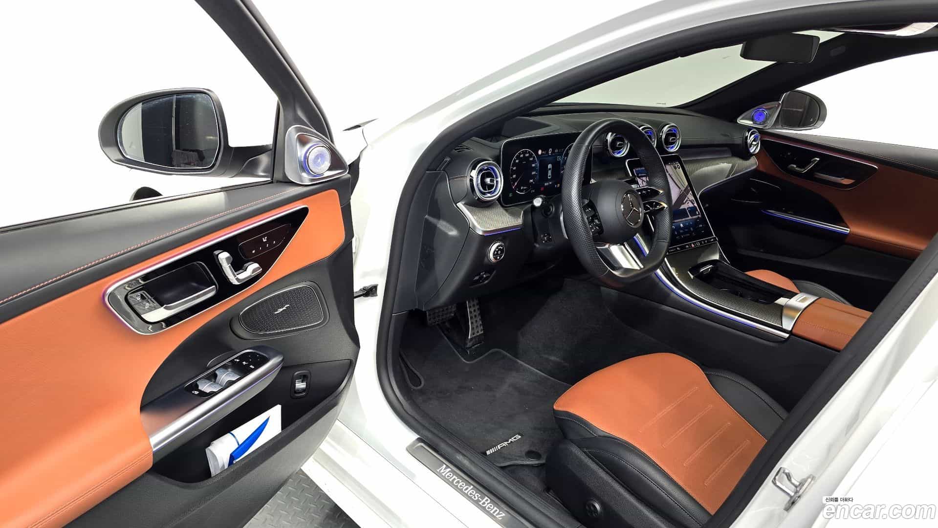 C-Class Mercedes-Benz 2023.0-INNER-010