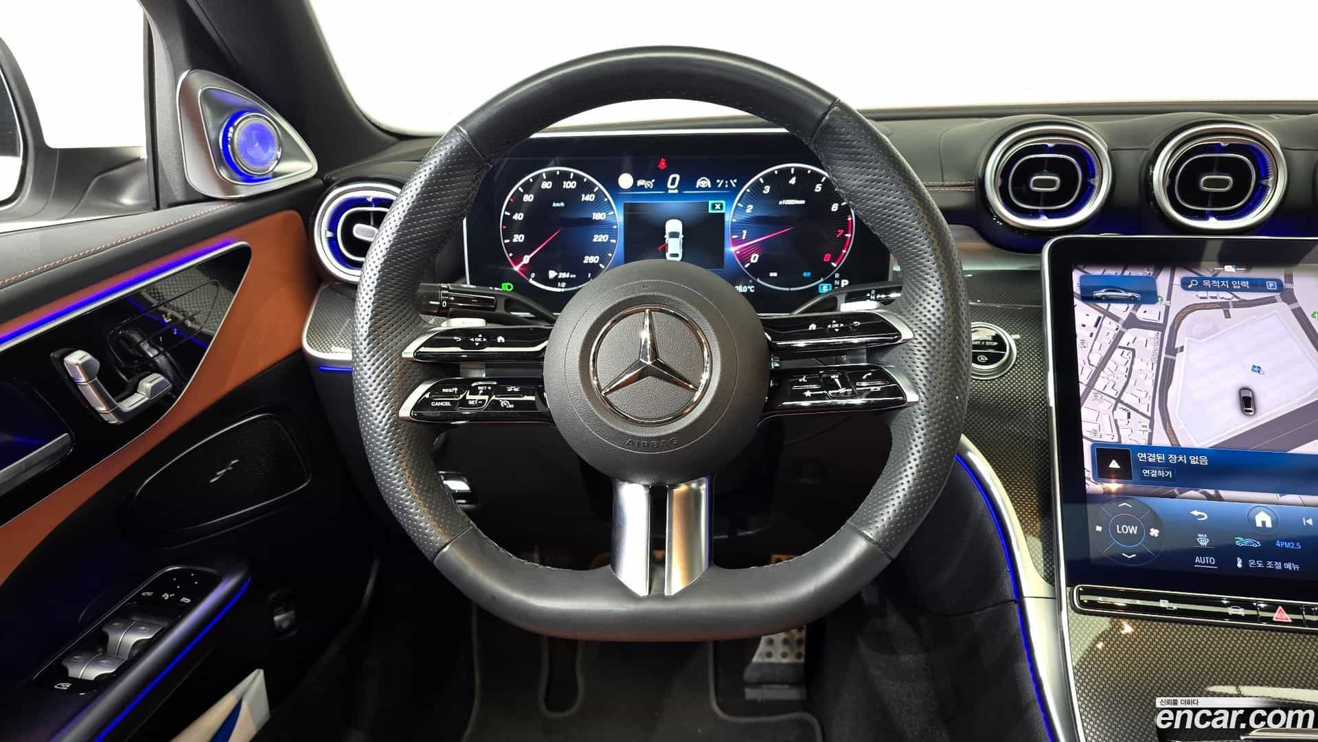 C-Class Mercedes-Benz 2023.0-OPTION-017