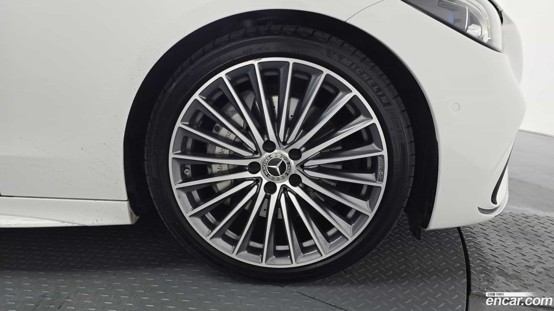 C-Class Mercedes-Benz 2023.0-OUTER-031