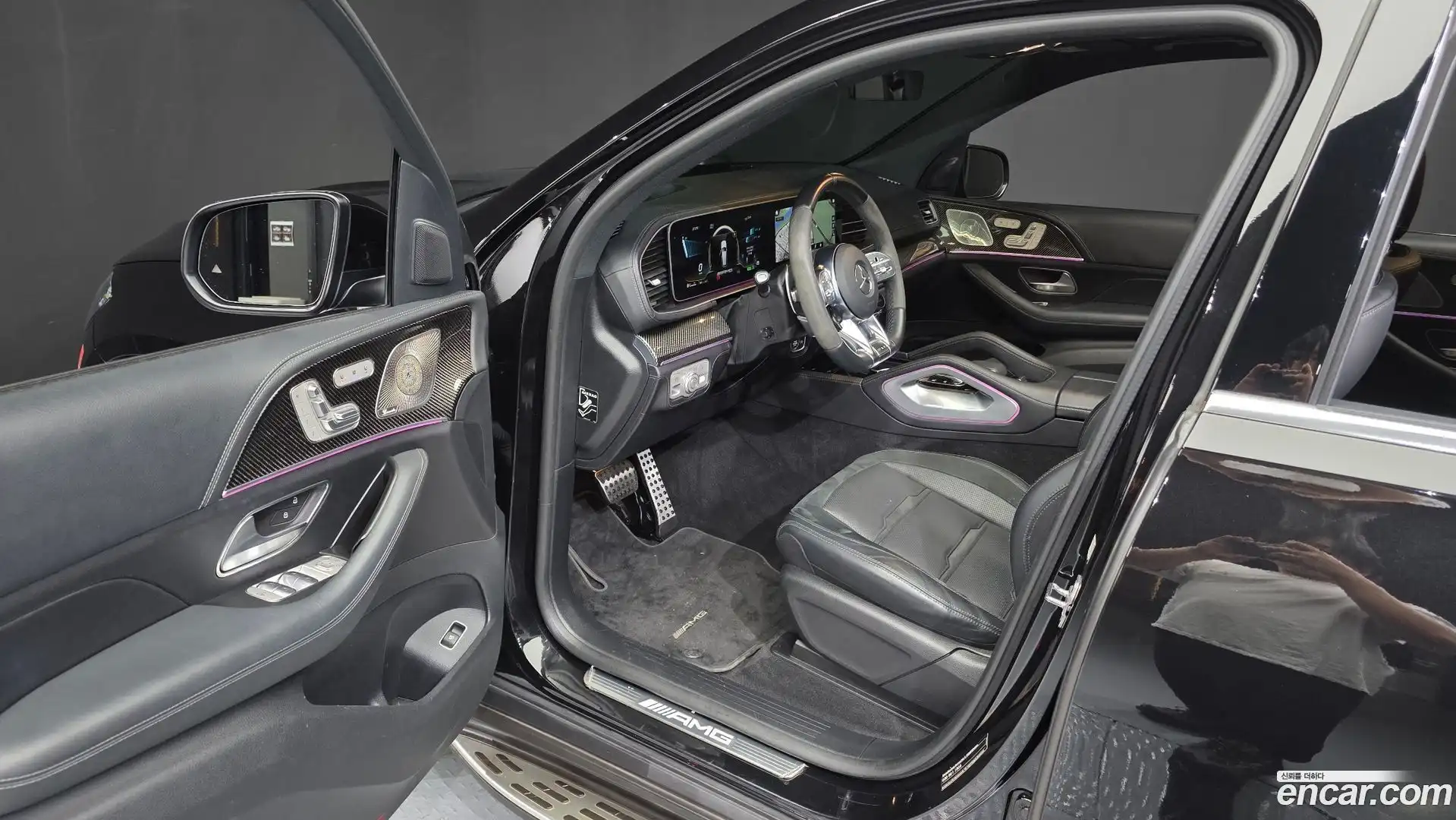 GLE-Class Mercedes-Benz 2022.5-INNER-010