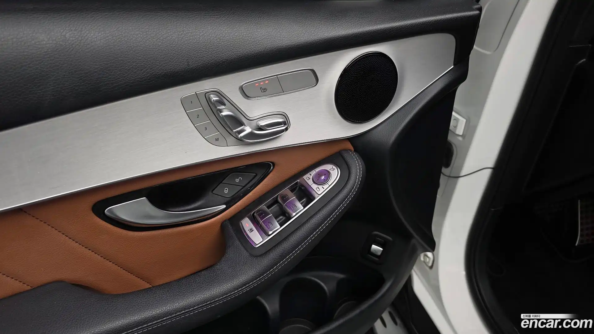 GLC-Class Mercedes-Benz 2020.9-OPTION-044