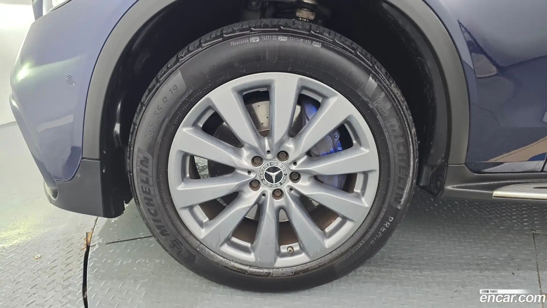 GLC-Class Mercedes-Benz 2018.6-OUTER-005