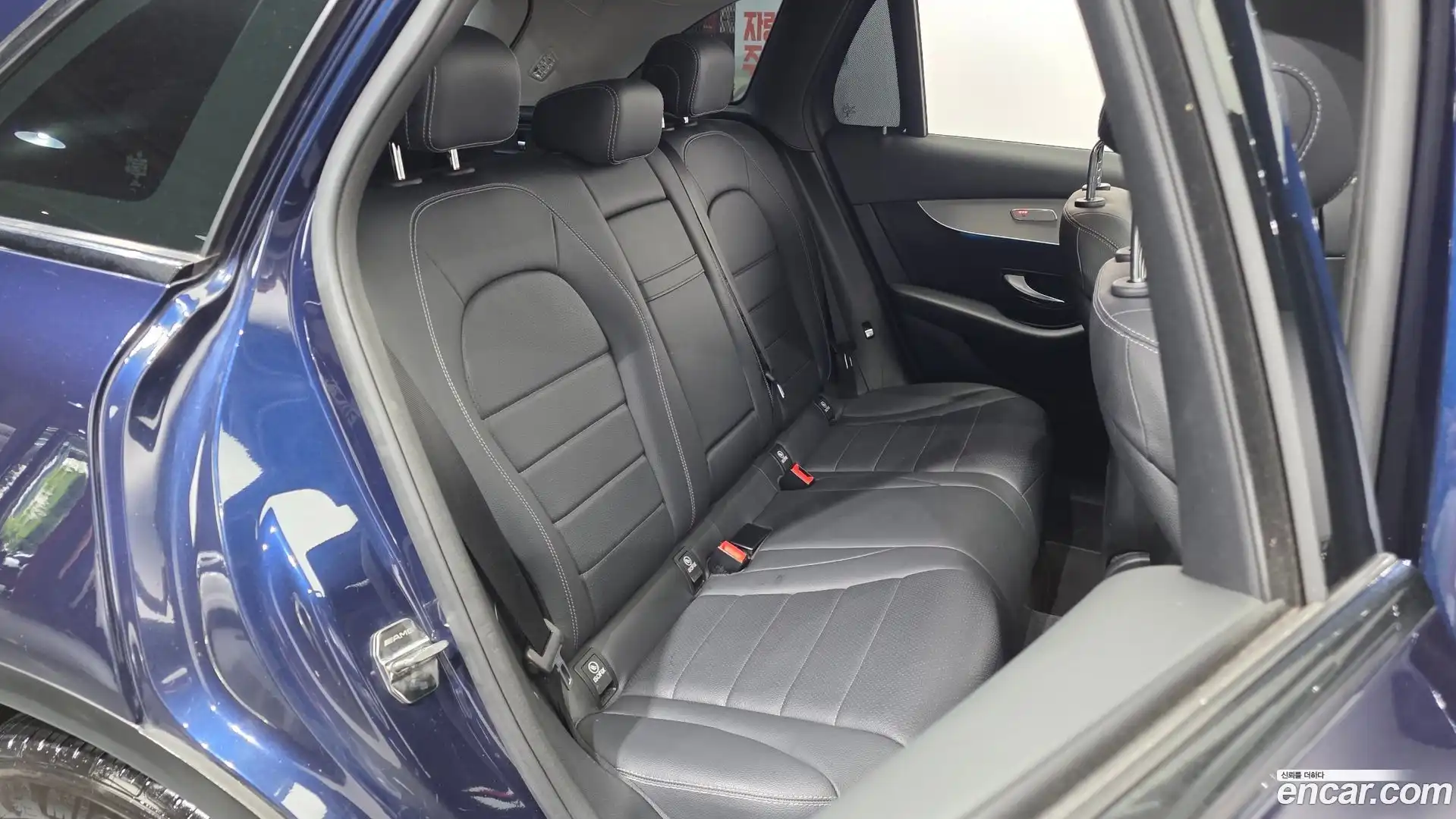 GLC-Class Mercedes-Benz 2018.6-OPTION-016