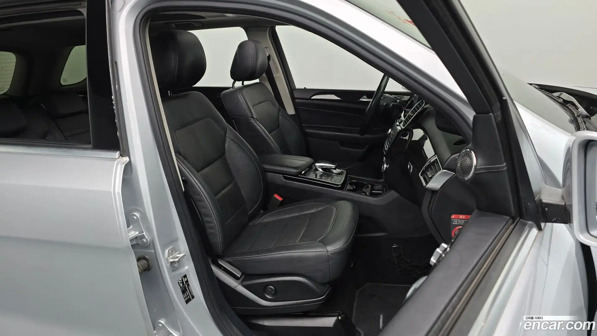 GLE-Class Mercedes-Benz 2017.4-OPTION-016