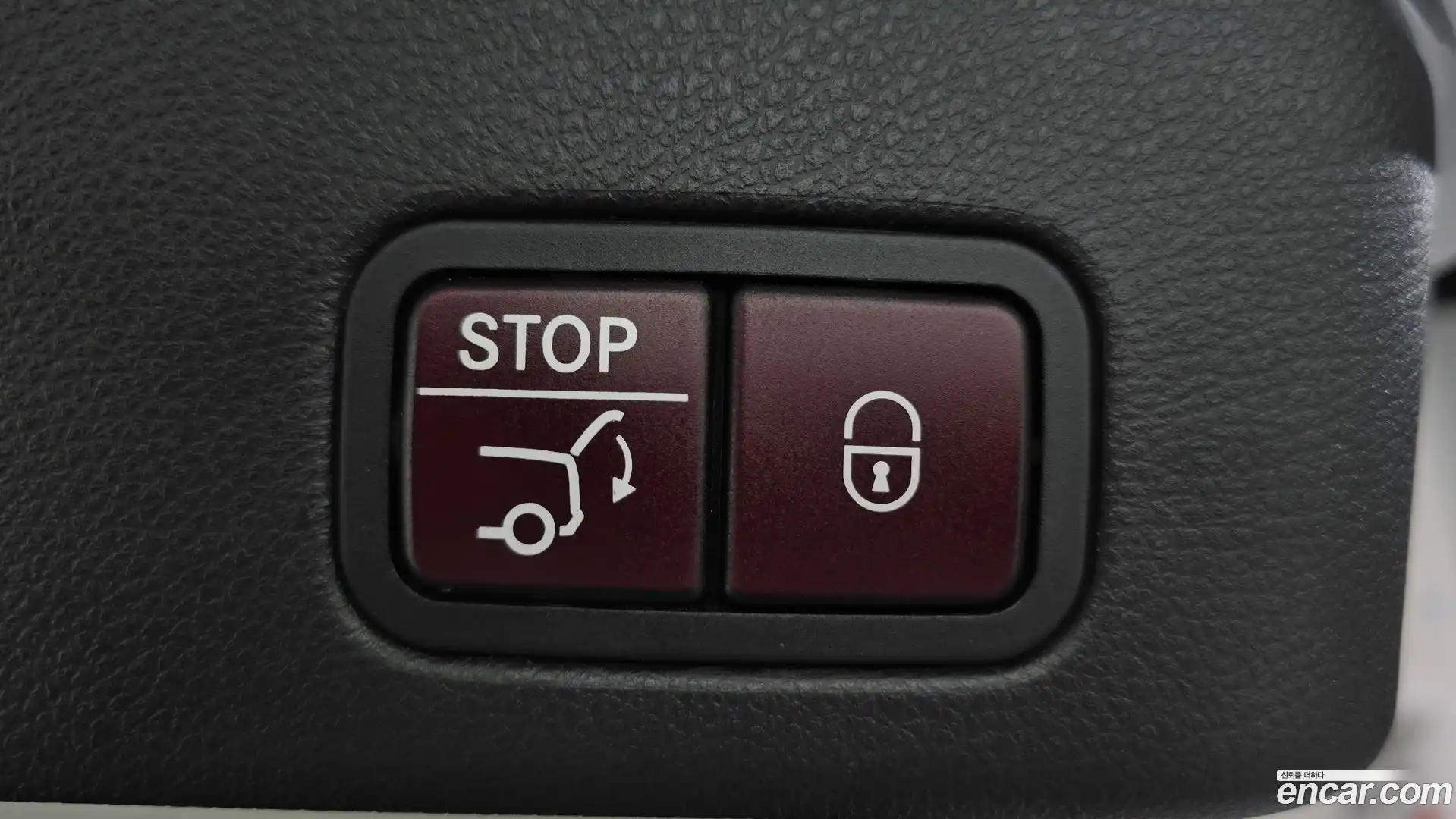 GLE-Class Mercedes-Benz 2017.4-OPTION-023