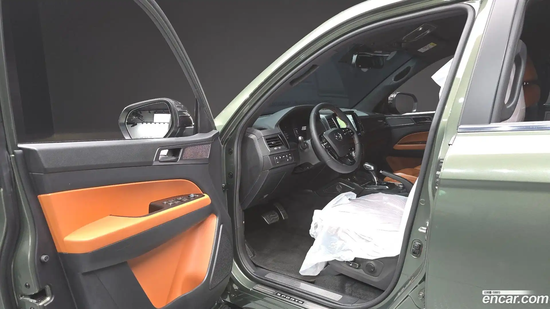 Rexton KG Mobility 2022.4-INNER-010