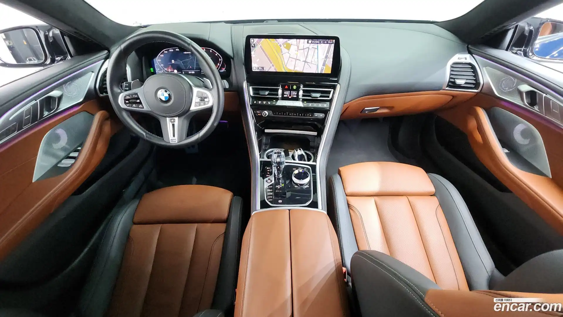 8-Series BMW 2024.4-INNER-007