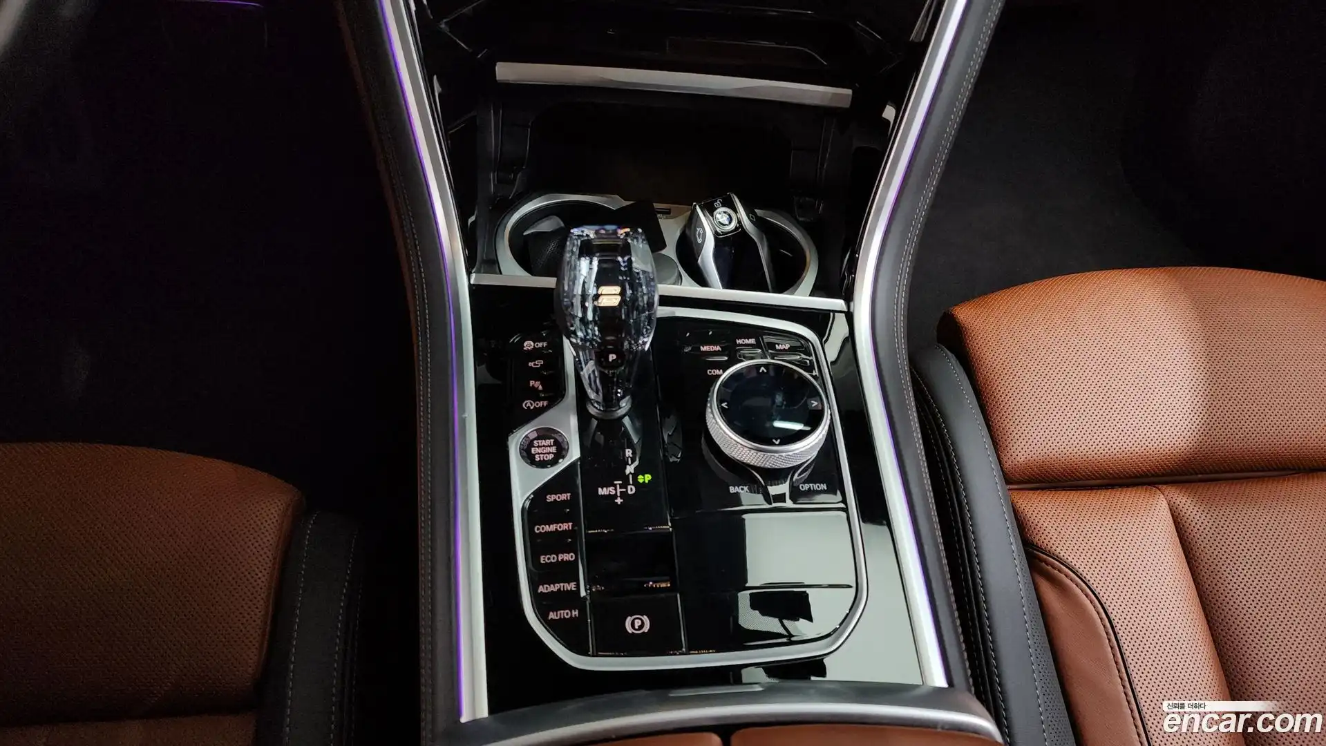 8-Series BMW 2024.4-INNER-009