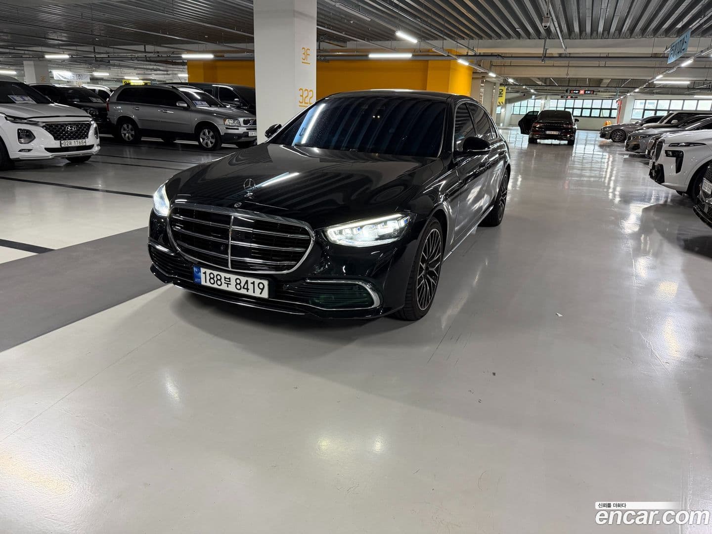 Main__Slider__Photo:S-Class Mercedes-Benz 2022.6-0