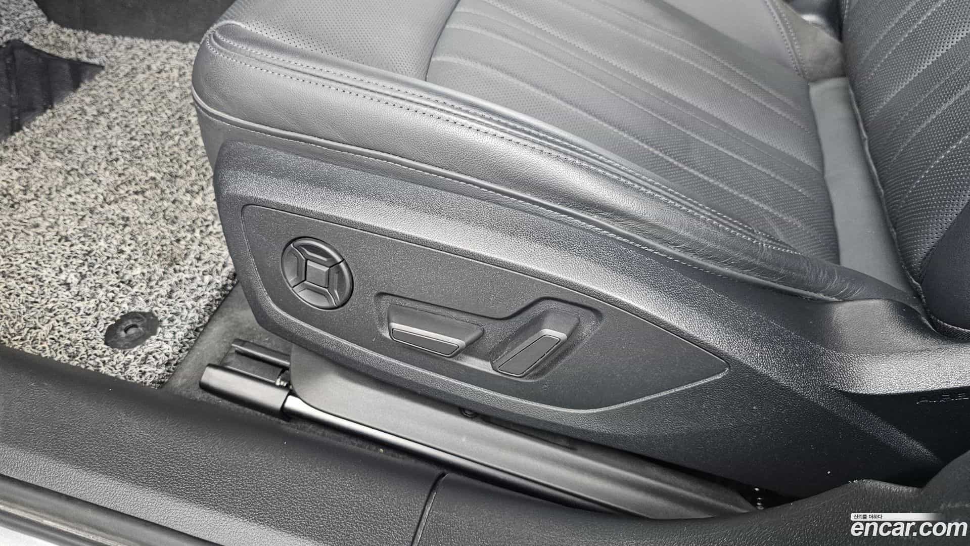A6 Audi 2022.3-OPTION-044