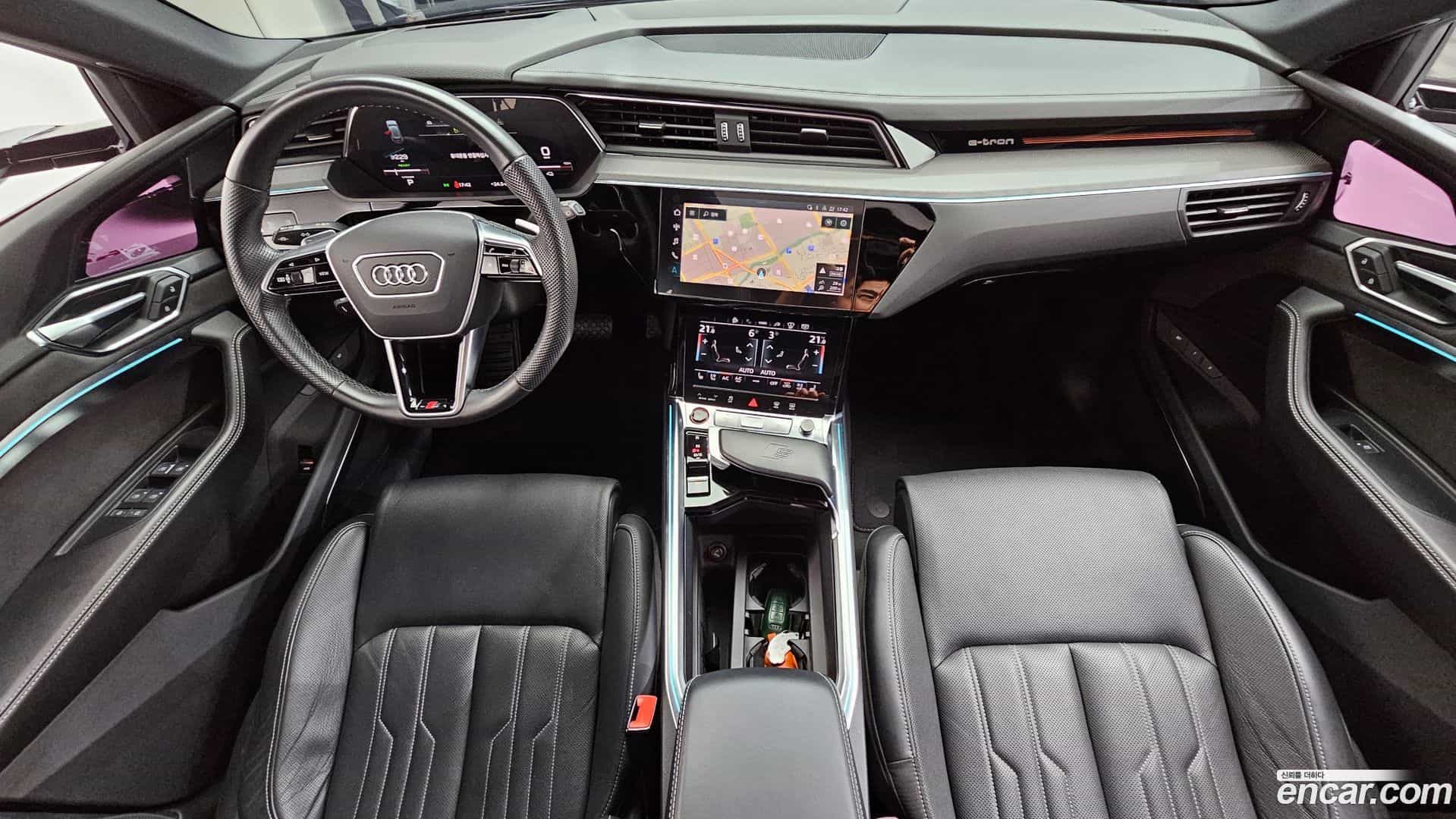 e-tron Audi 2023.7-INNER-007