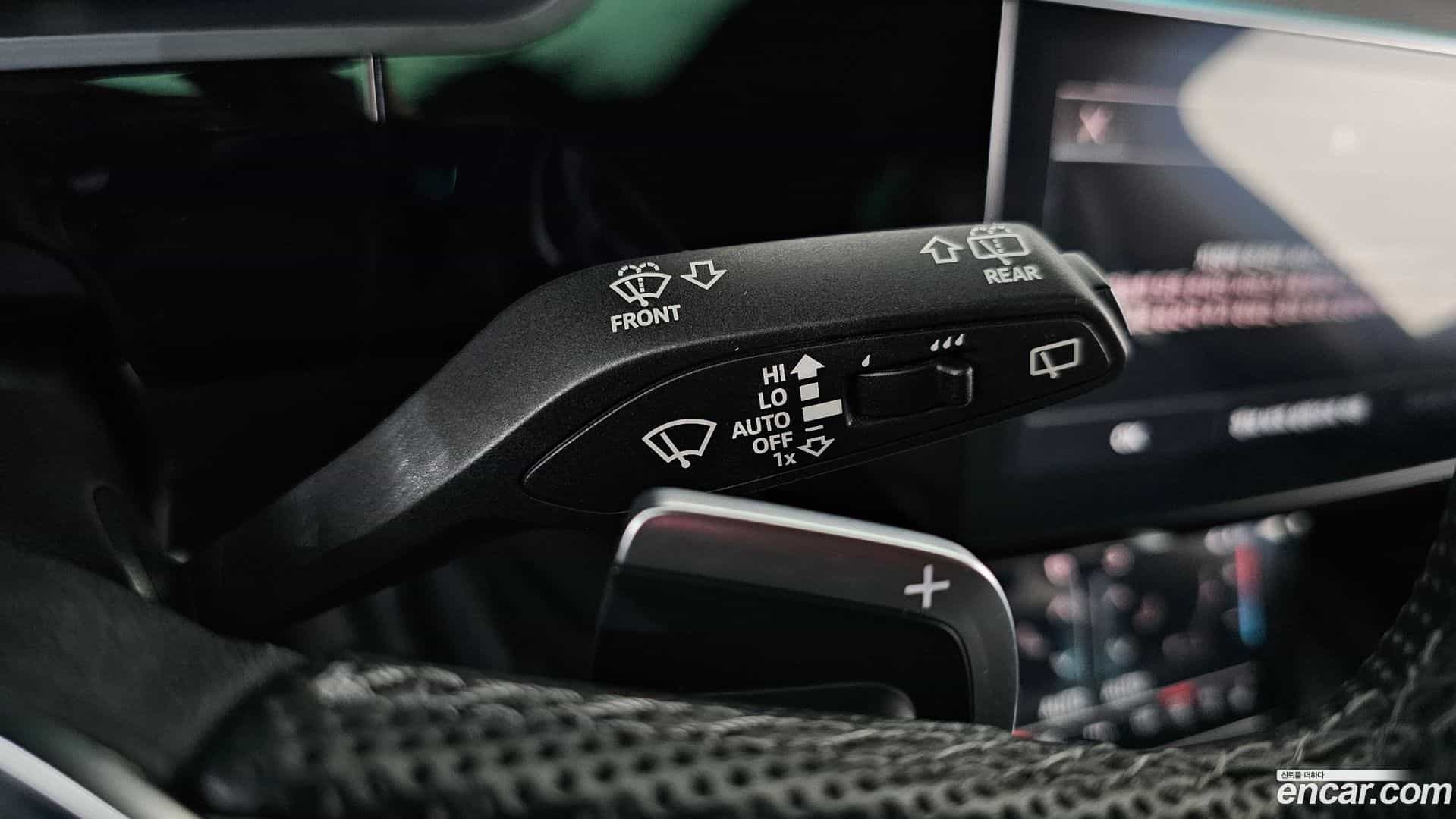 e-tron Audi 2023.7-OPTION-042