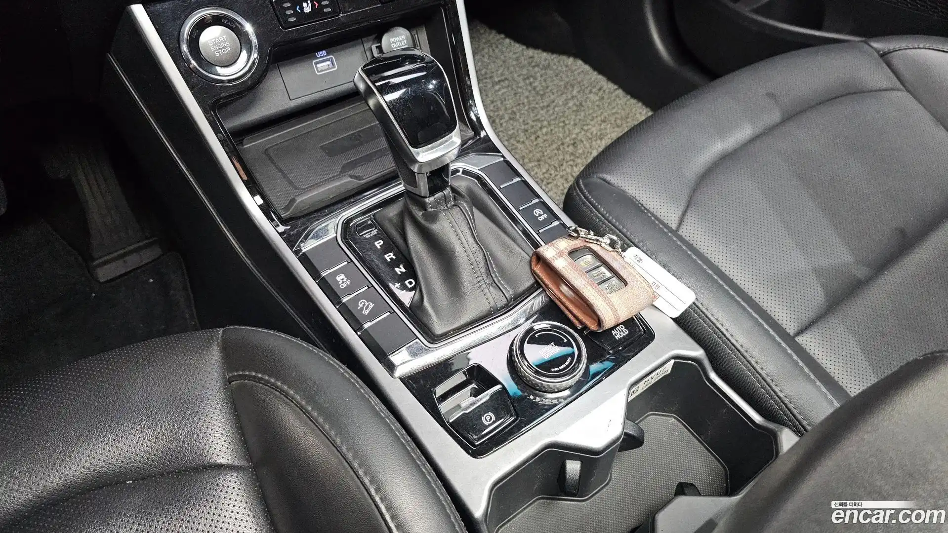 KORANDO KG Mobility 2022.4-INNER-009