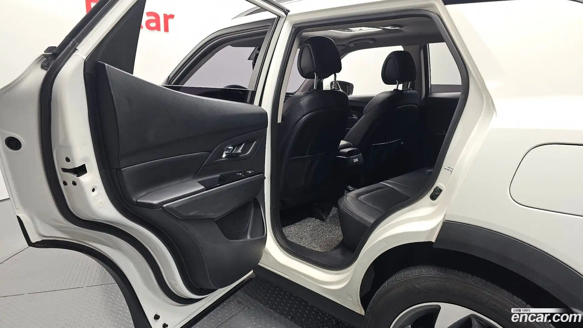 KORANDO KG Mobility 2022.4-OPTION-016