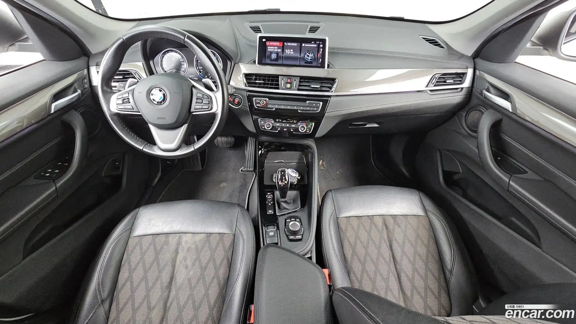 X1 BMW 2021.1-INNER-007