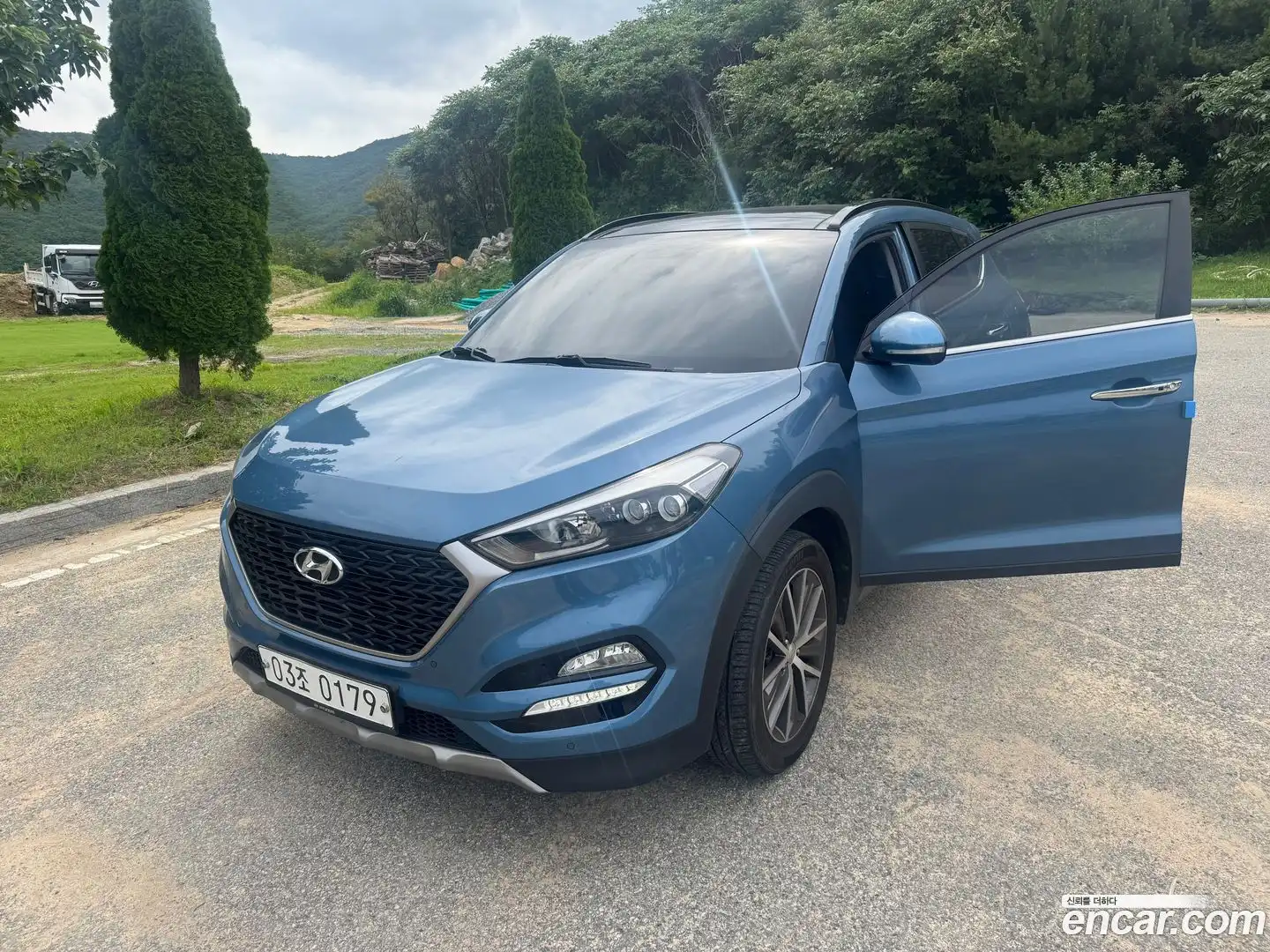 Tucson Hyundai 2017.0-OUTER-001