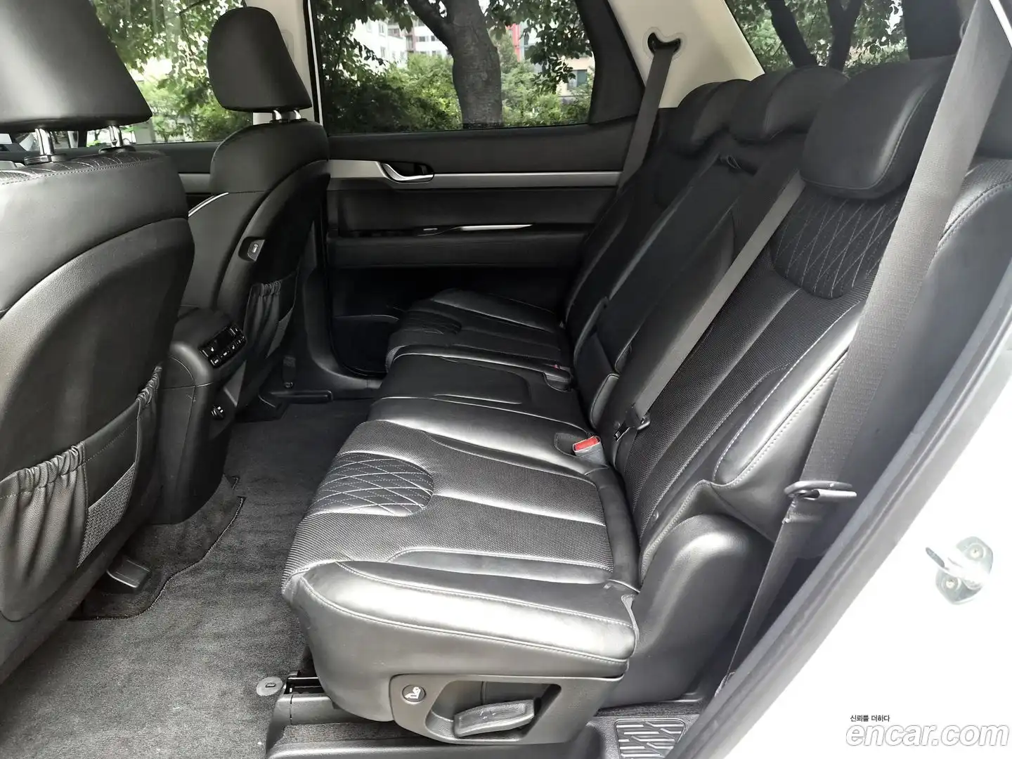 Palisade Hyundai 2019.0-INNER-009