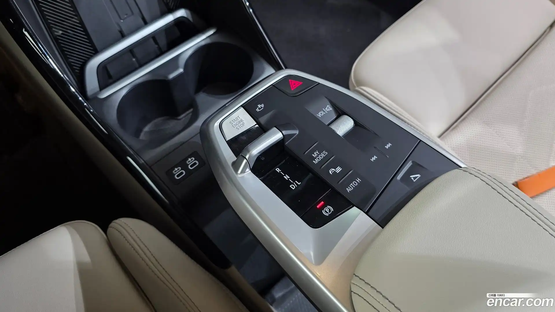 2-Series BMW 2025.5-INNER-009