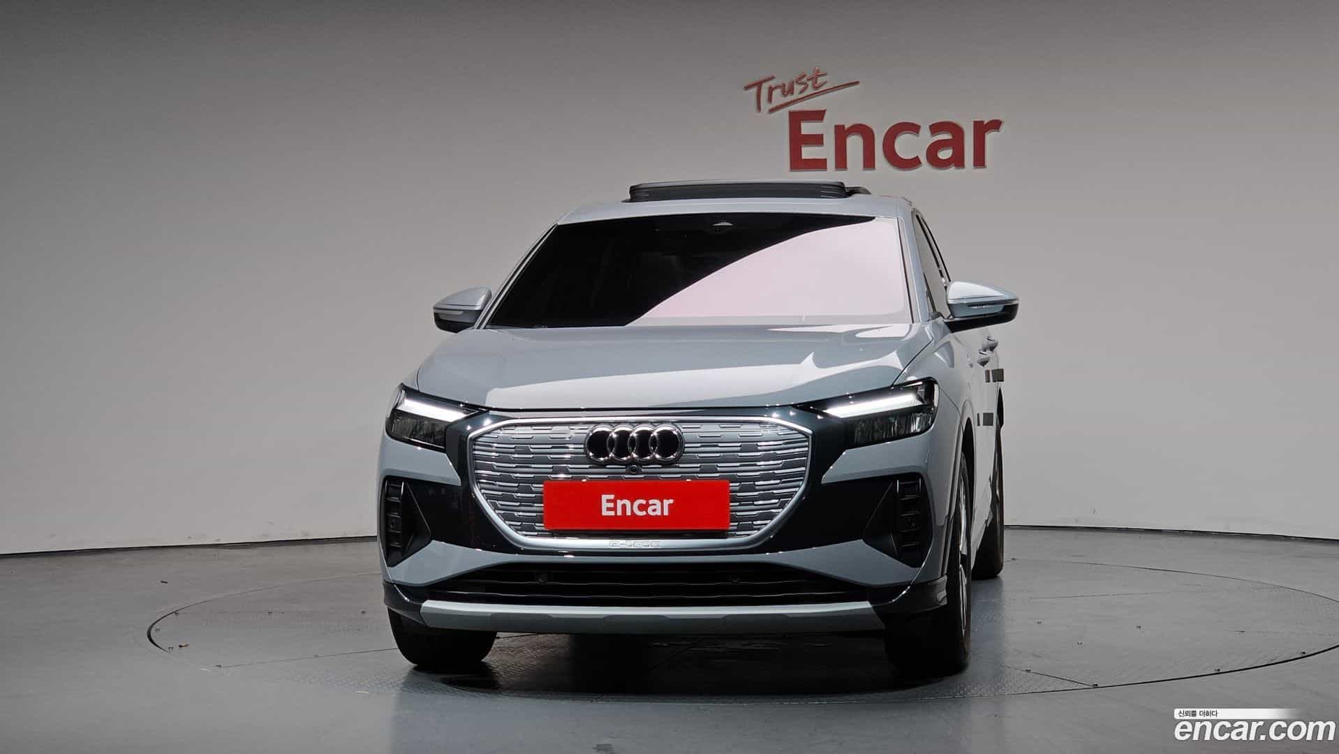 Q4 e-tron Audi 2025.2-OUTER-003