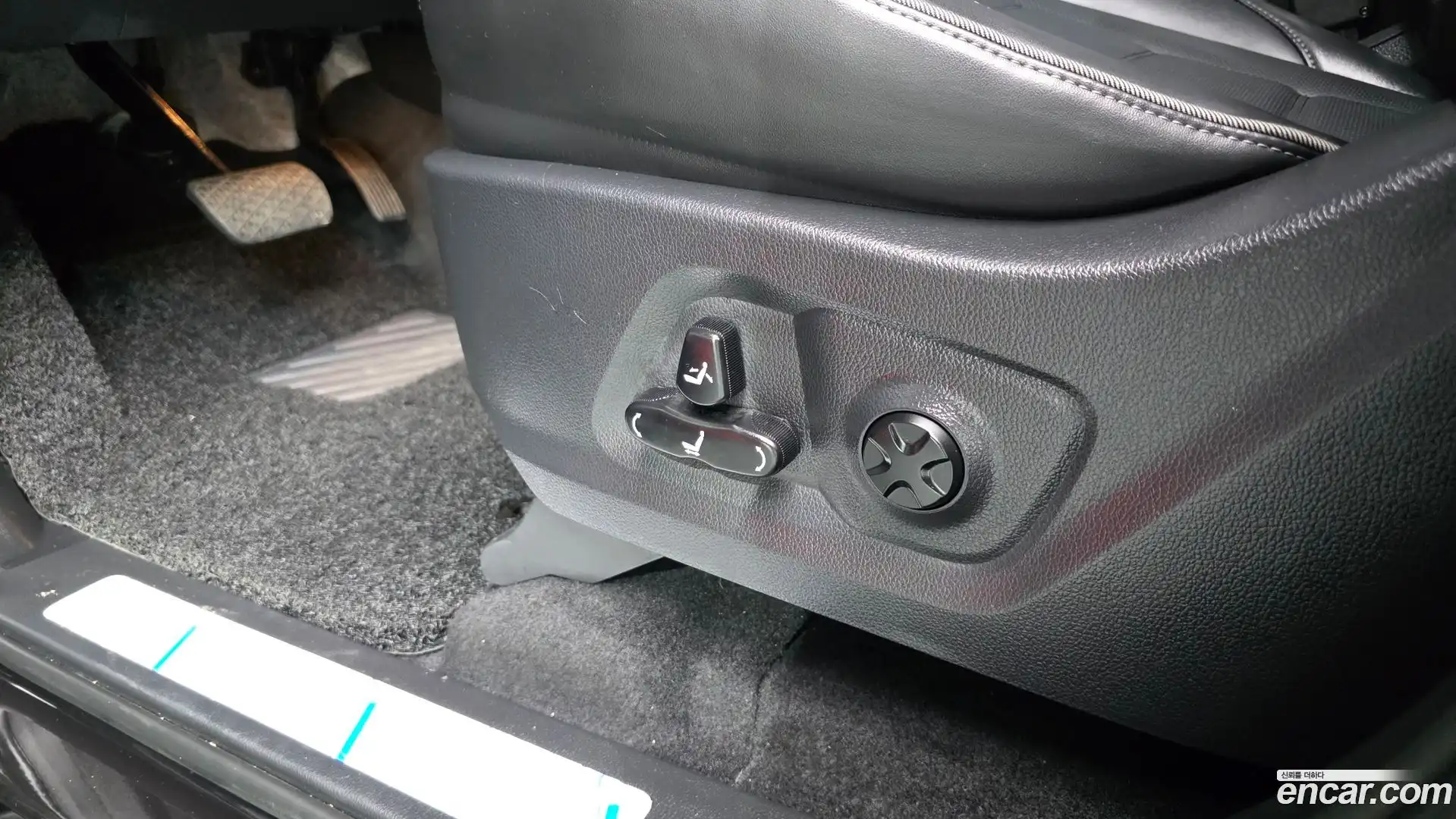 Rexton KG Mobility 2023.6-OPTION-045