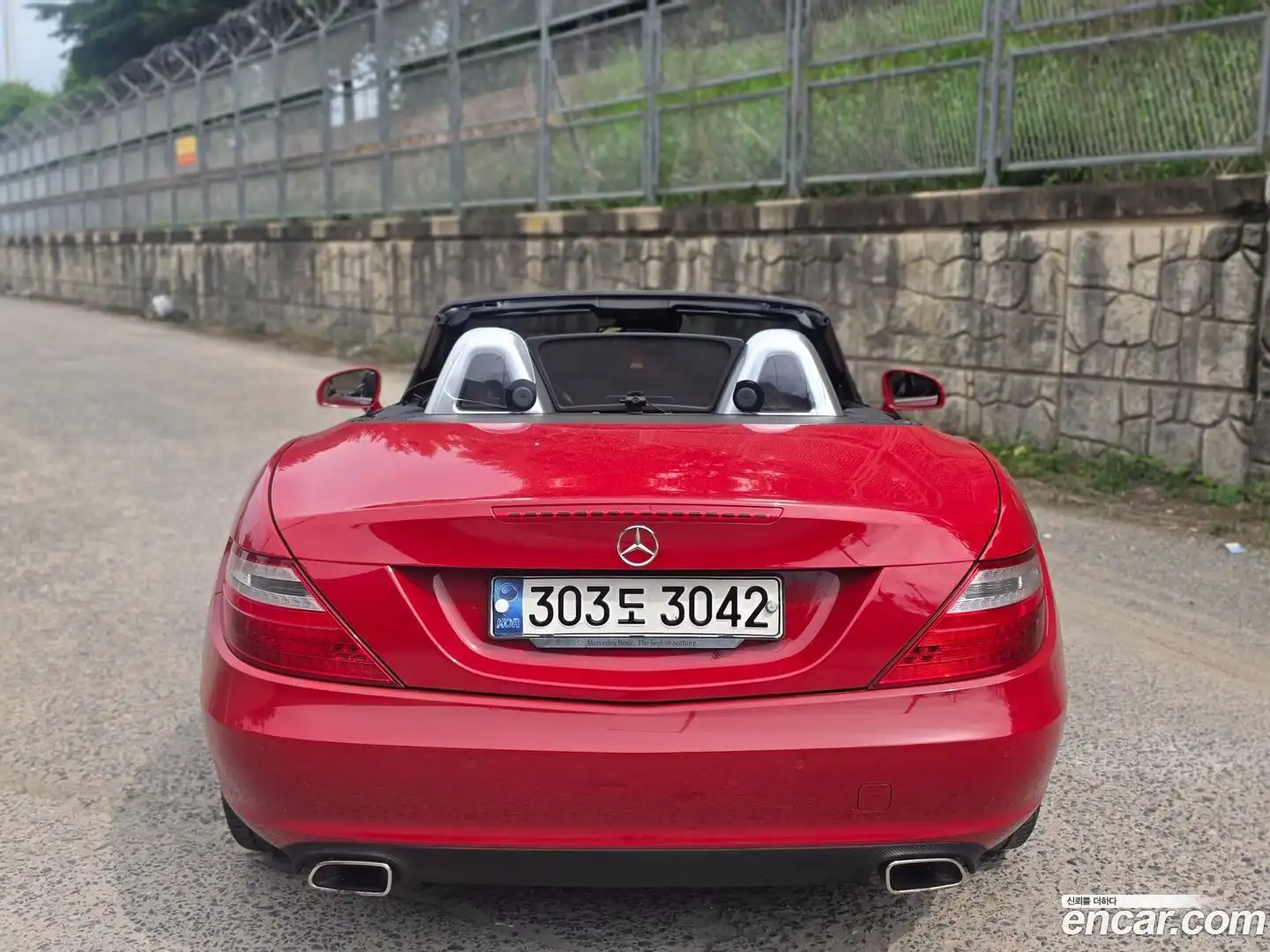 SLK-Class Mercedes-Benz 2014.9-OUTER-002