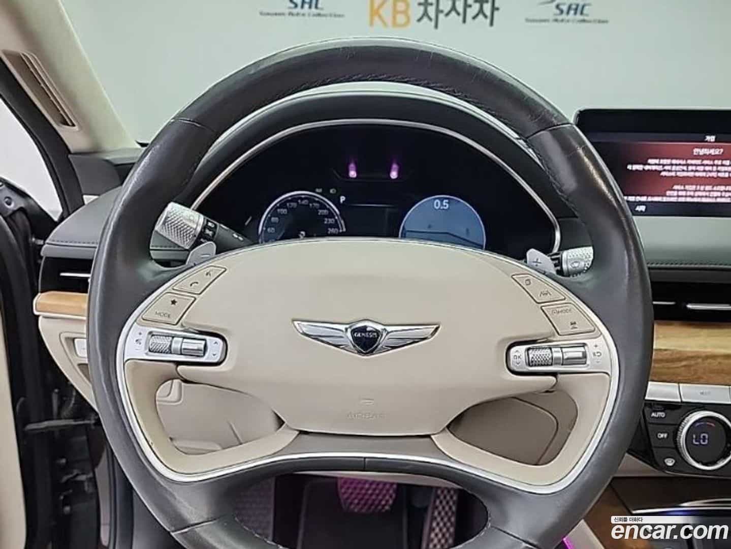 G80 Genesis 2020.2-INNER-009
