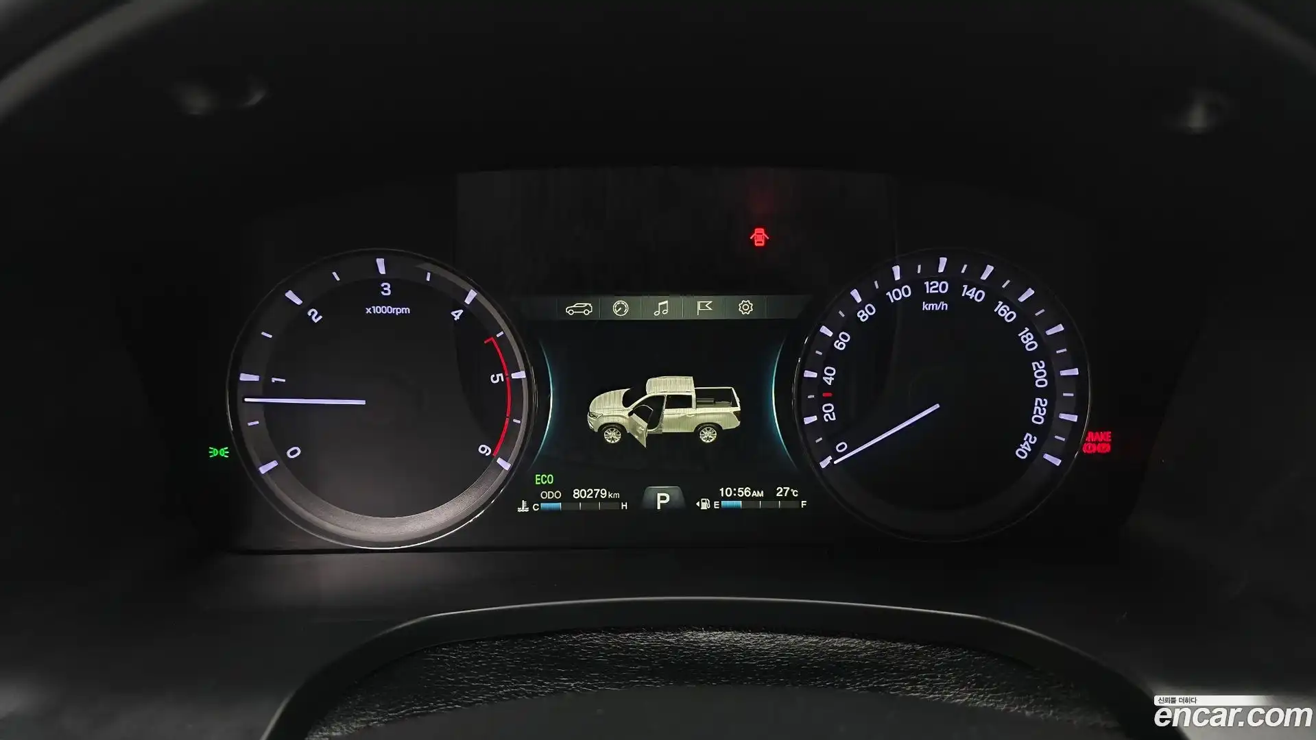 Rexton KG Mobility 2018.11-INNER-008
