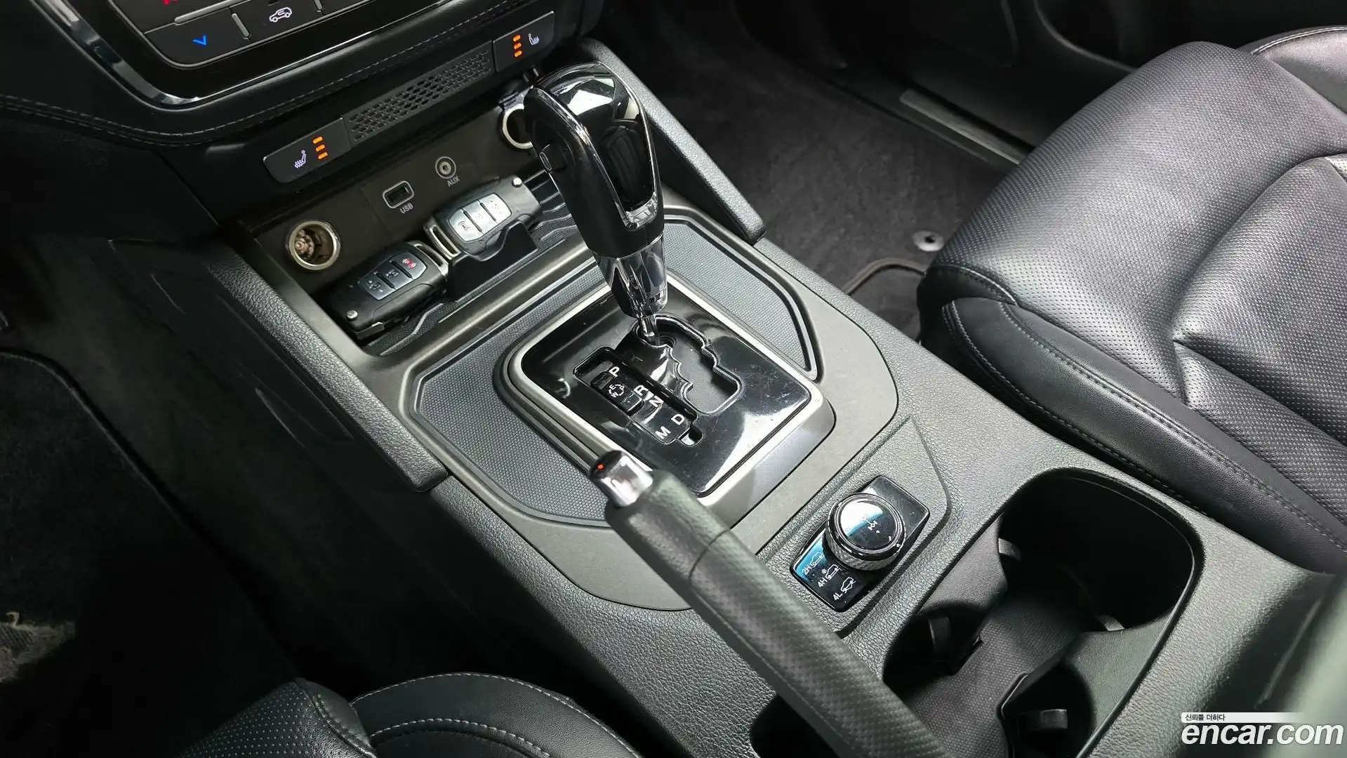 Rexton KG Mobility 2018.11-INNER-009