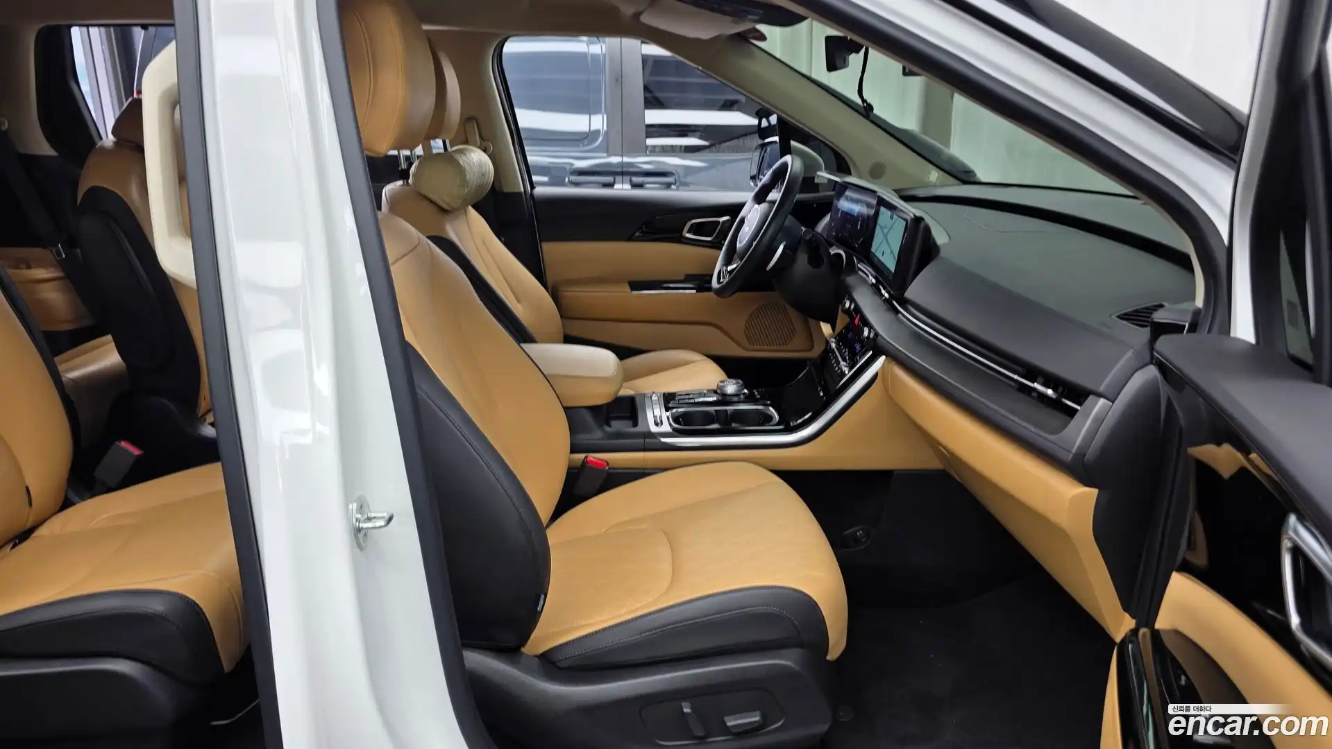 Canival Kia 2023.4-OPTION-015