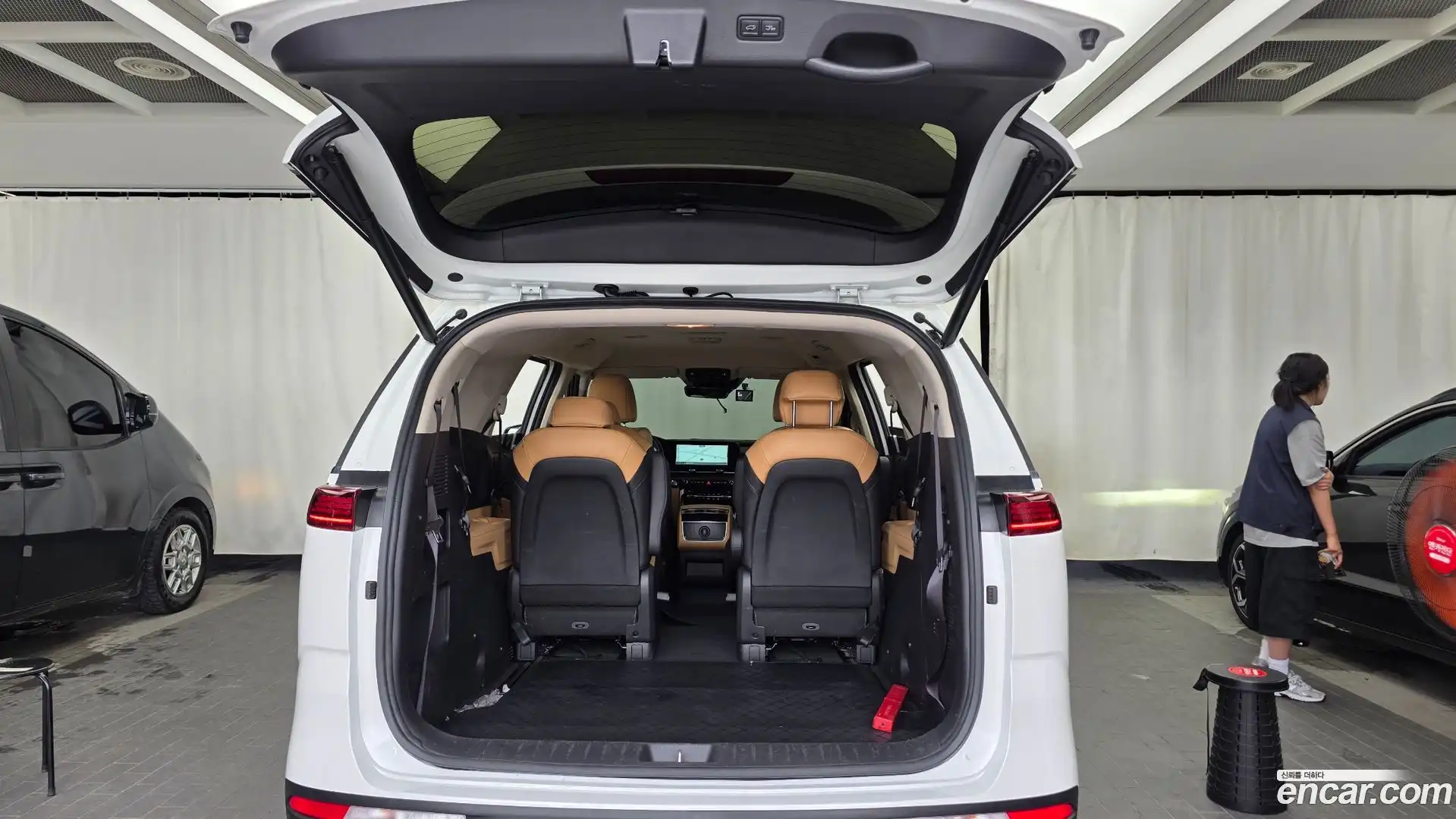Canival Kia 2023.4-OPTION-024