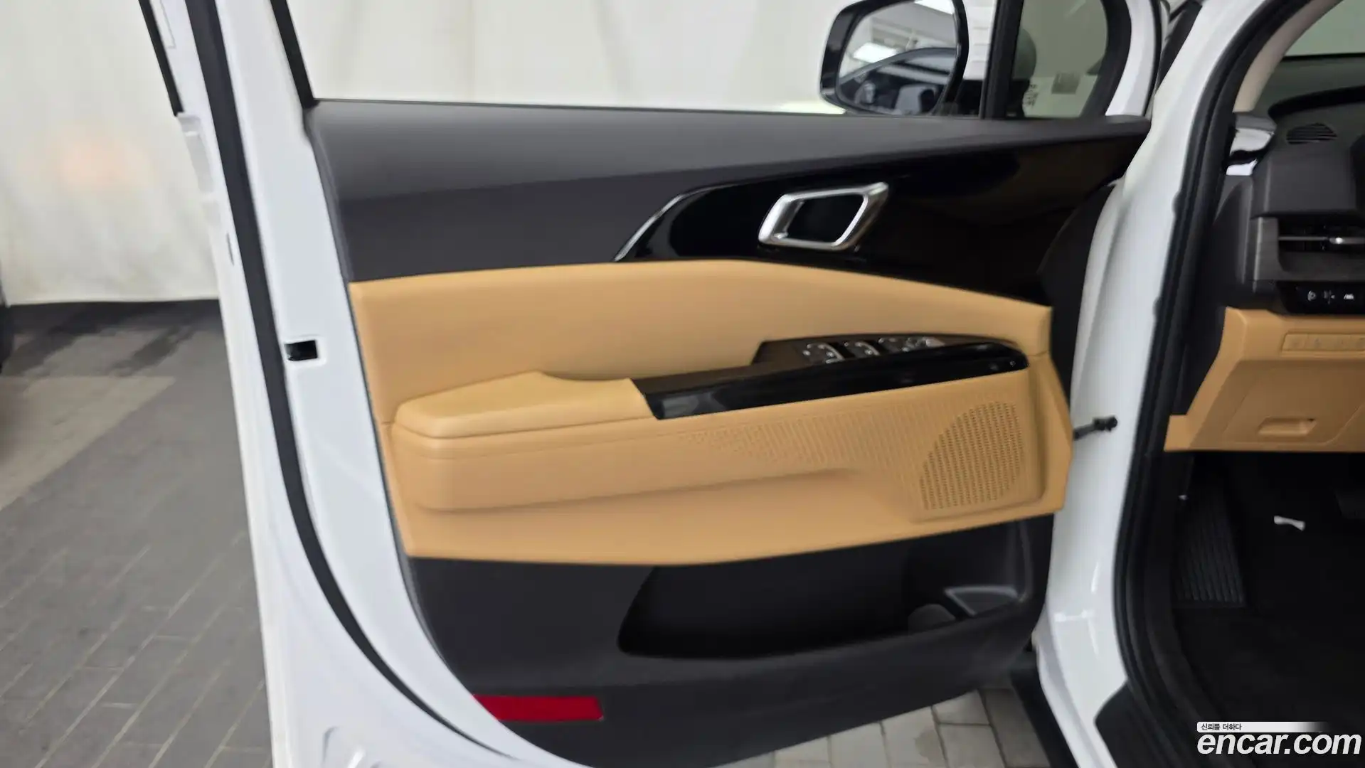 Canival Kia 2023.4-INNER-034