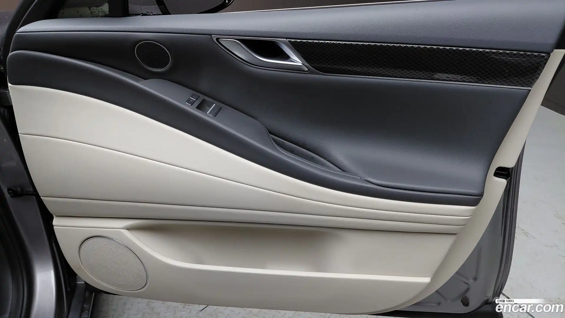 G80 Genesis 2023.5-INNER-035